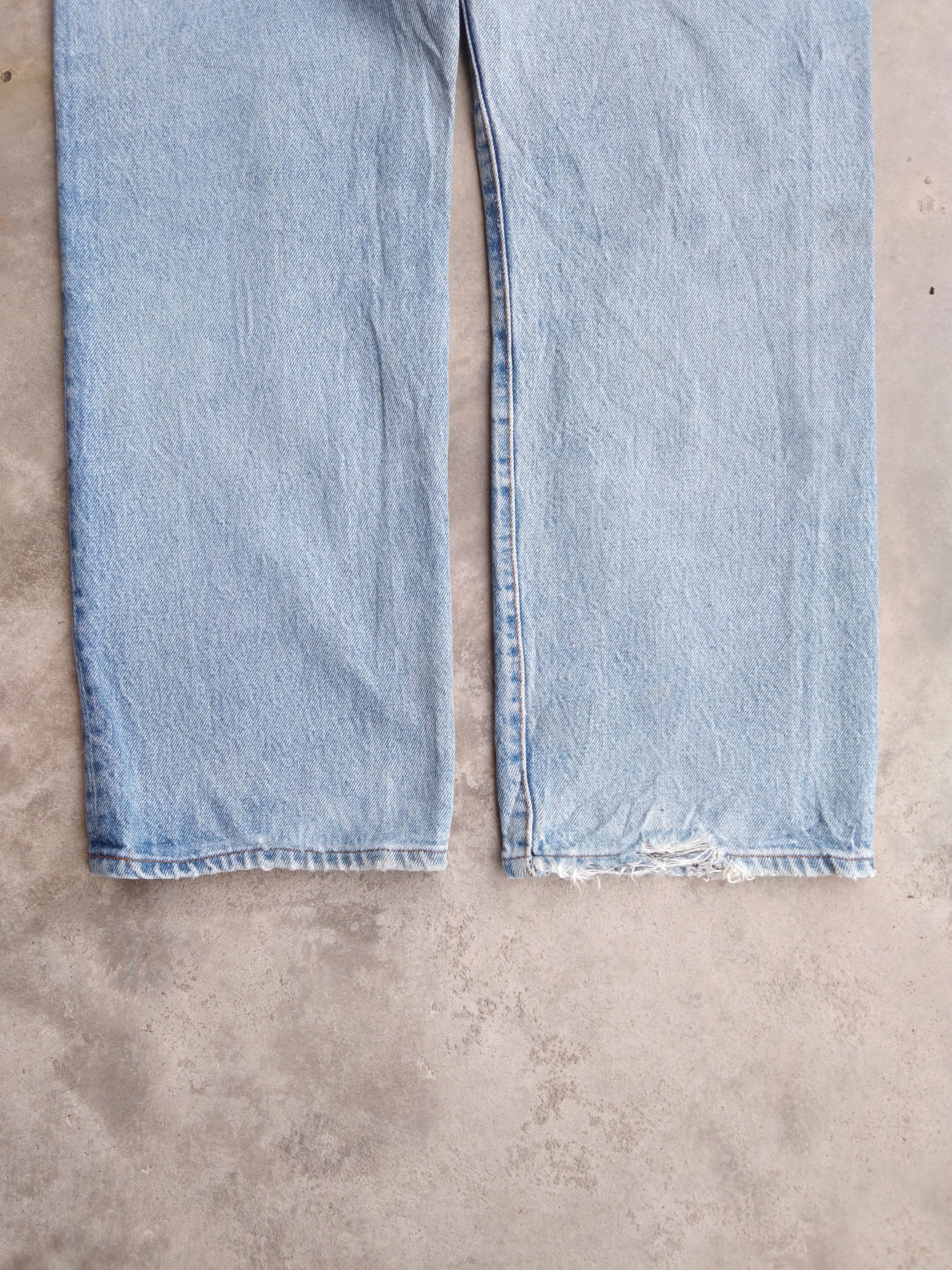 Levi's 80s Vintage Levi's 501 Made In USA Distressed Jeans 30x30 Size US 30 / EU 46 - 5 Thumbnail
