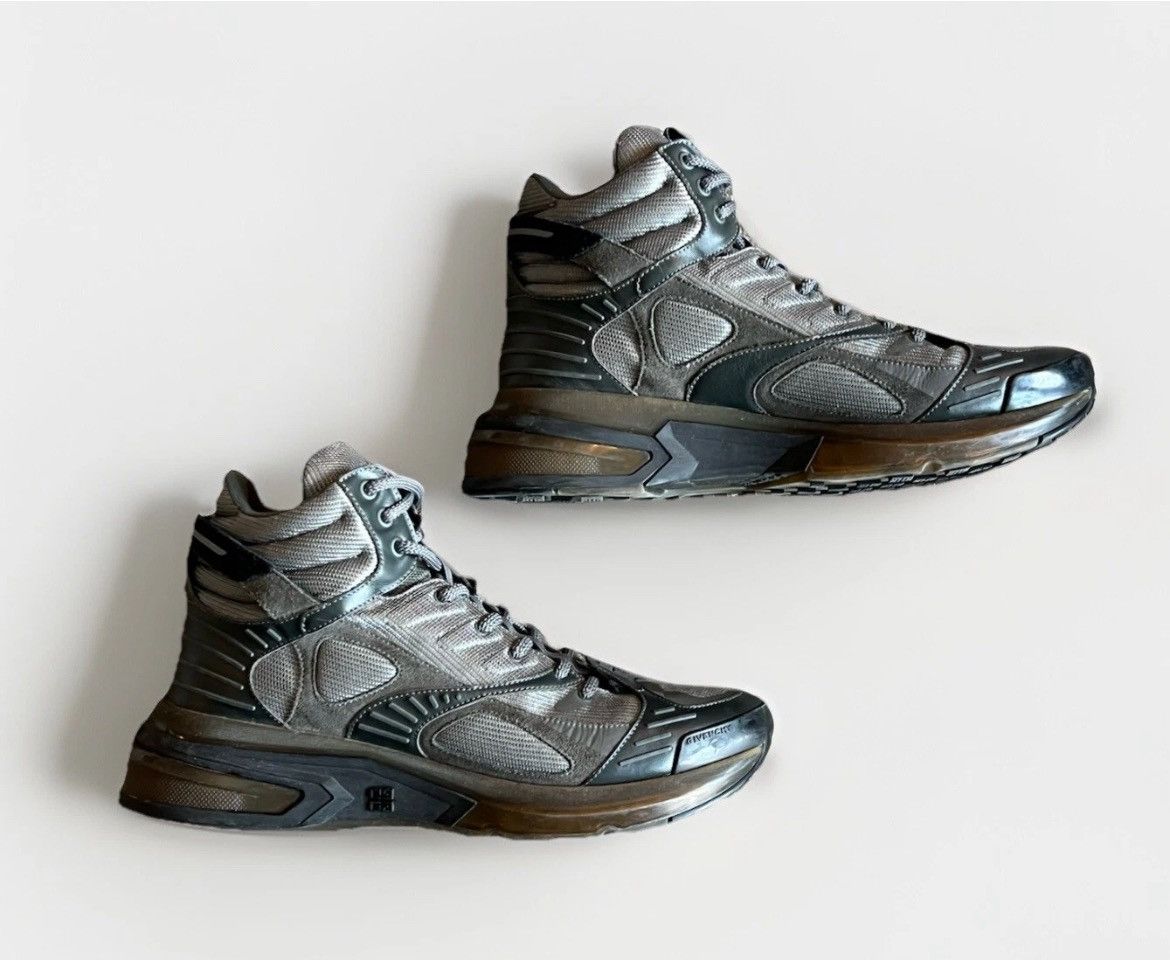 Givenchy GIVENCHY⚡️"Giv 1 TR Mountain" Size EU42/9US Gray sneakers Size US 9 / EU 42 - 2 Thumbnail