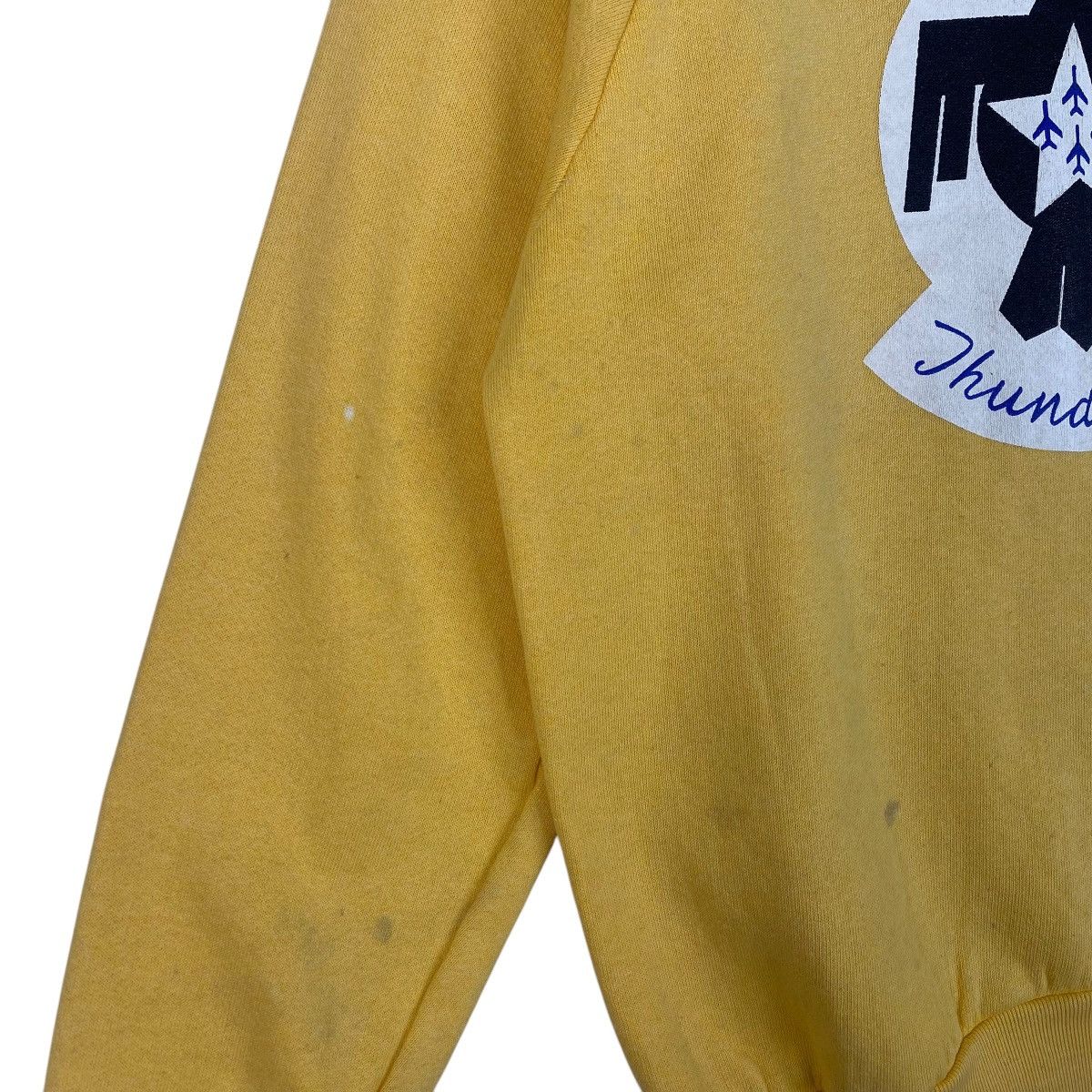 Vintage Vintage Fruit Of The Loom Yellow Pullover Jumper Size M Size M / US 6-8 / IT 42-44 - 7 Thumbnail