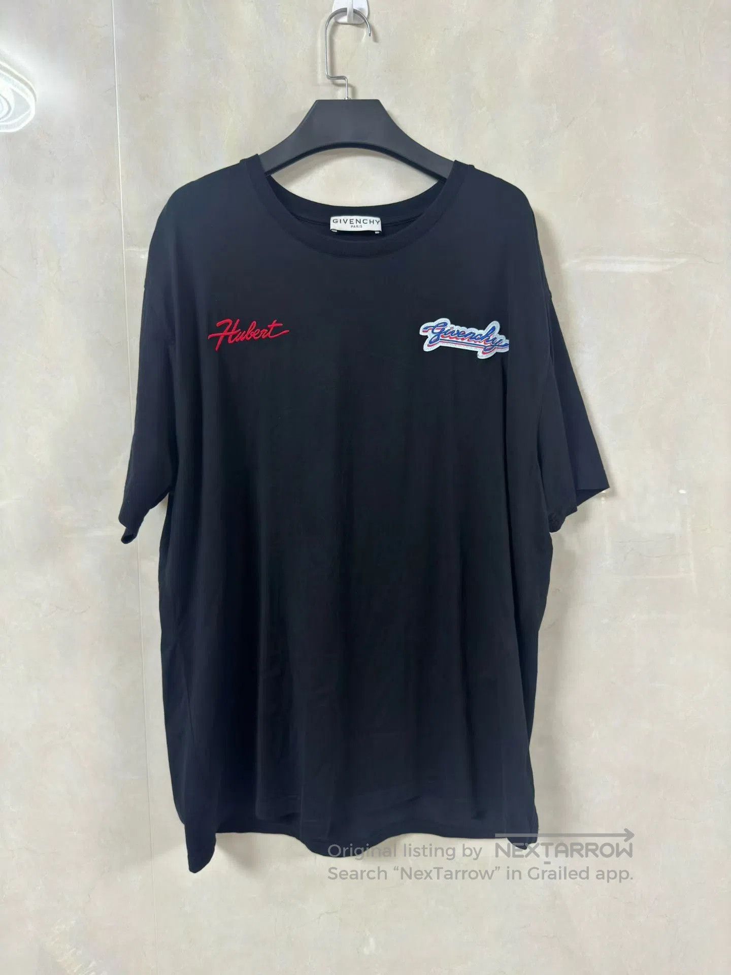Japanese Brand Givenchy Badge Short-Sleeve T-Shirt. Size US XXL / EU 58 / 5 - 1 Thumbnail