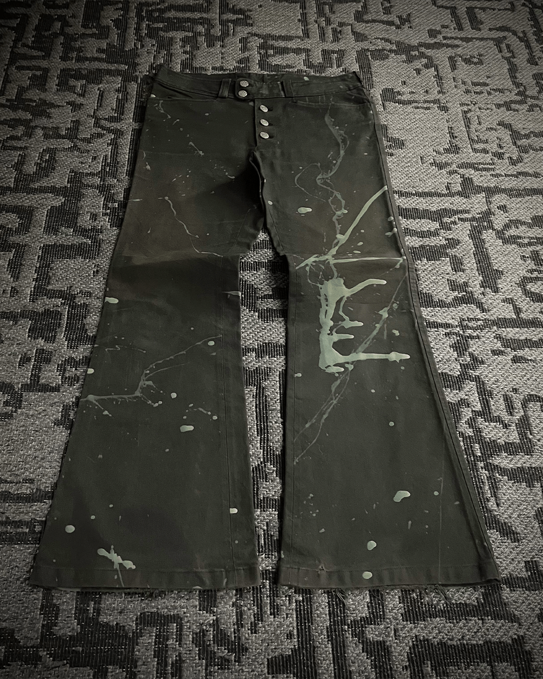 Tornado Mart Tornado Mart Brush Splash Flared Jeans Size US 32 / EU 48 - 2 Thumbnail