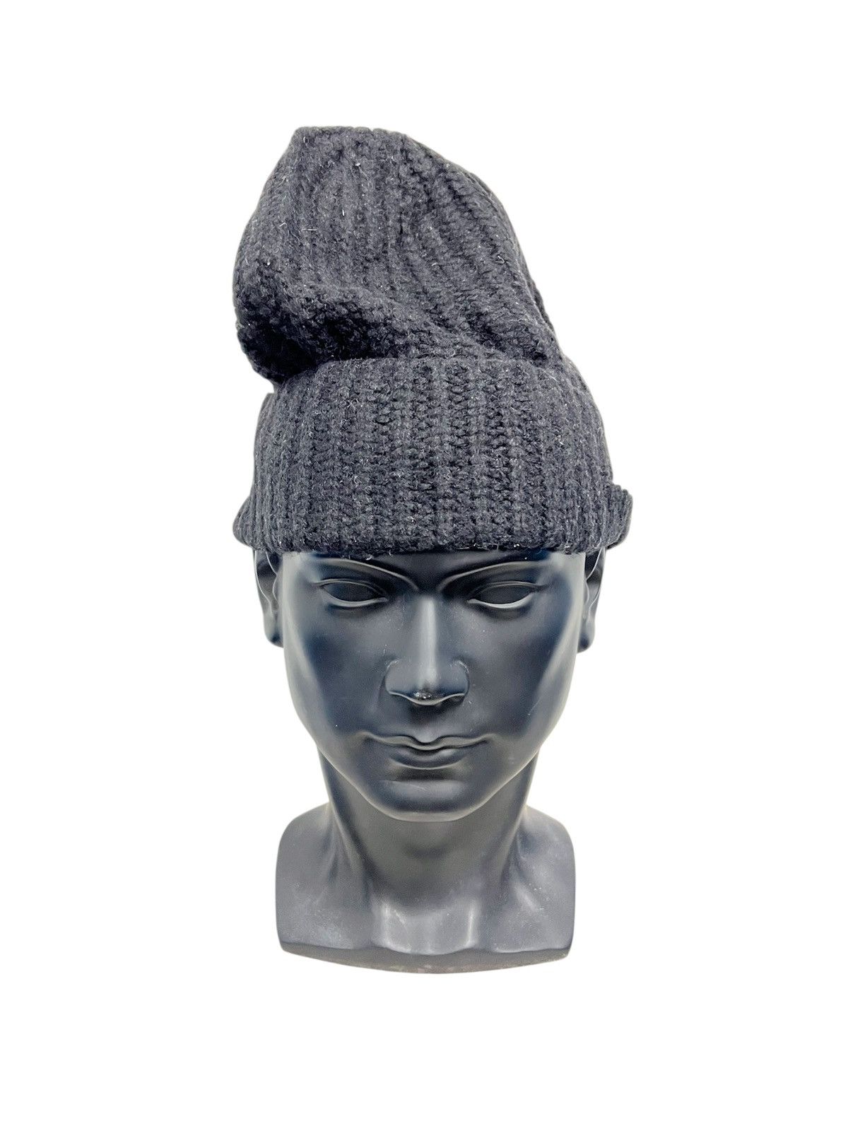 Japanese Brand Japanese Brand Uniqlo Knit Beanie Hat Size ONE SIZE - 1 Thumbnail