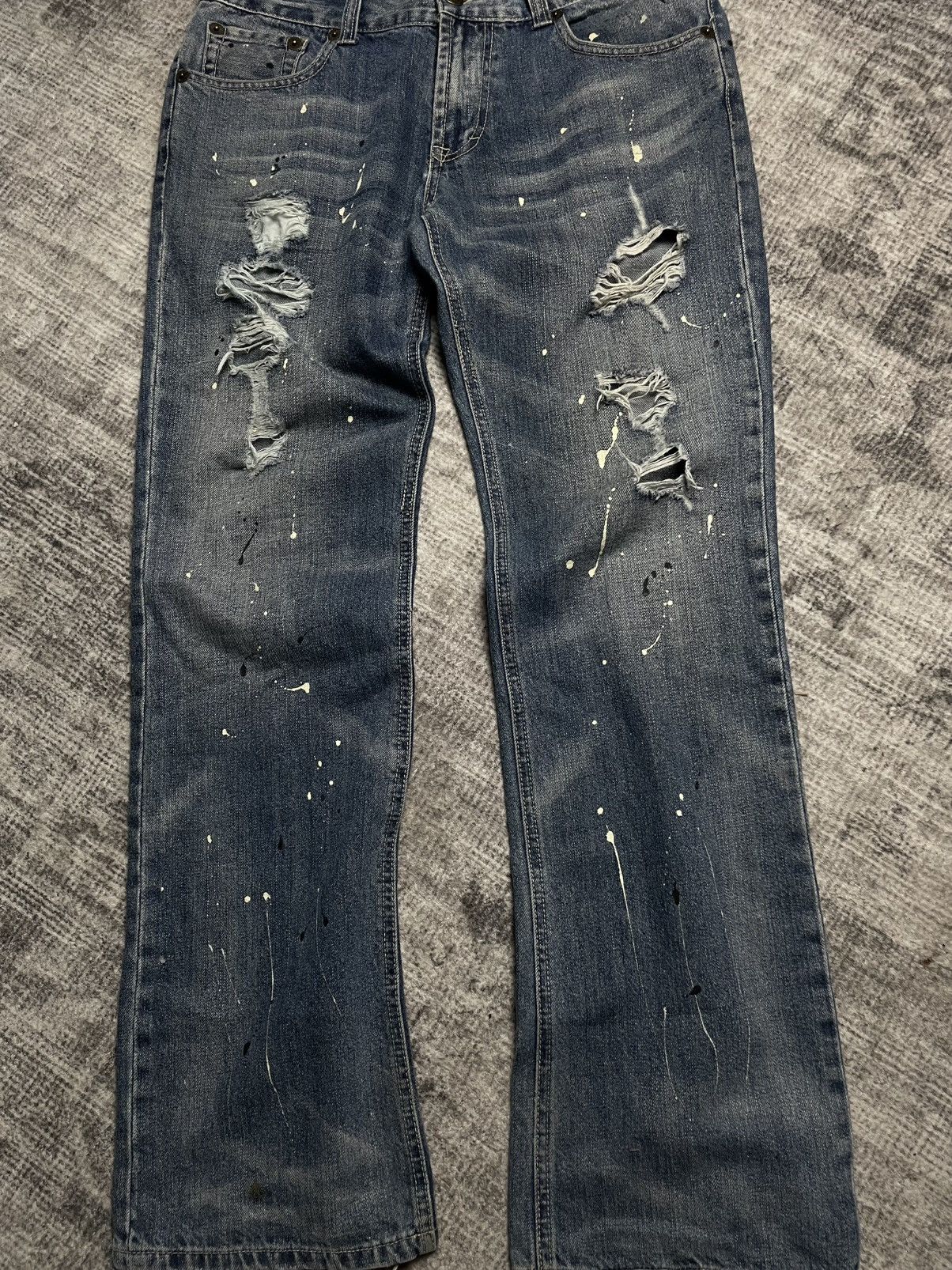 Japanese Brand Japanese Denim Beast Paint Distressed Jeans Size US 30 / EU 46 - 1 Thumbnail