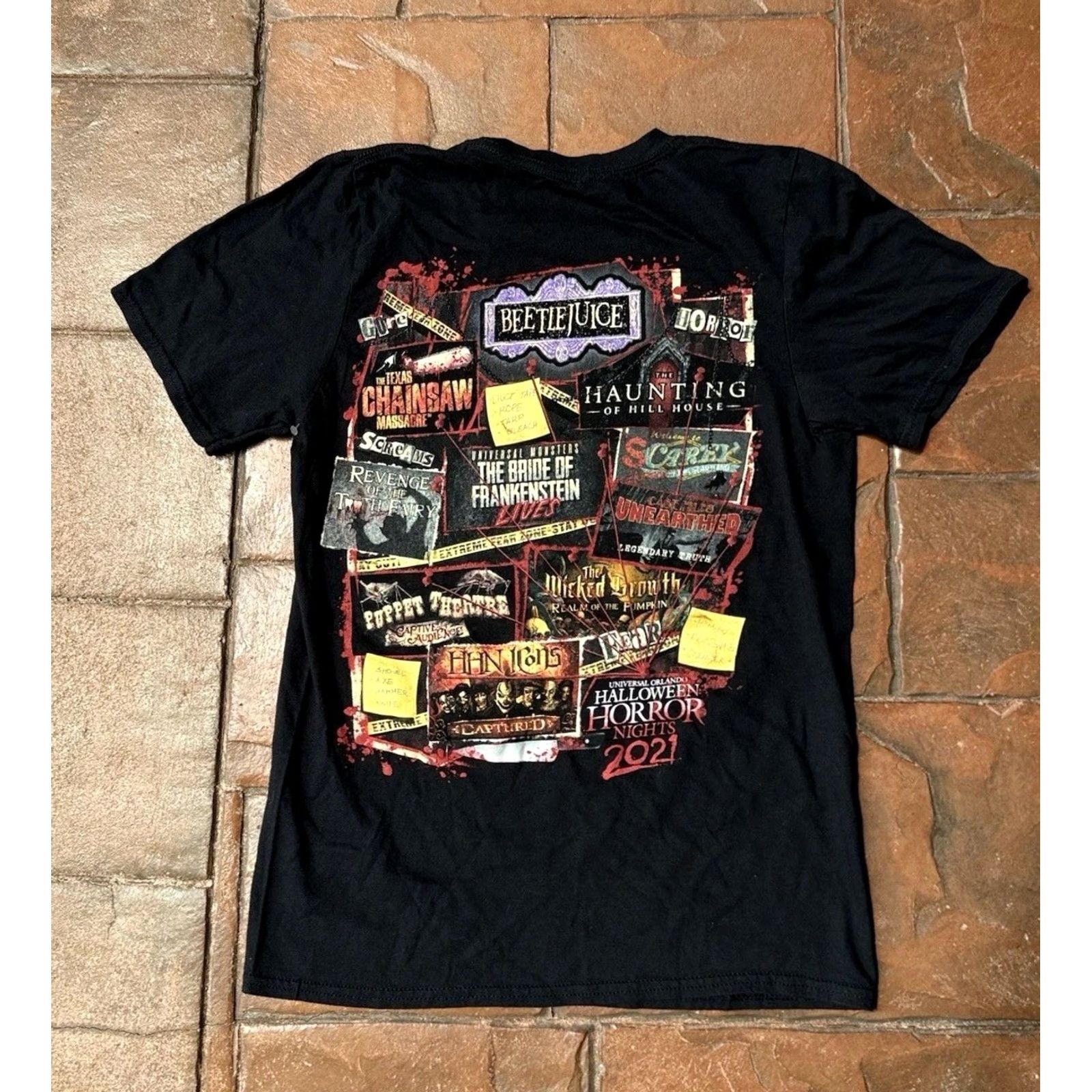 Vintage VINTAGE Halloween Horror Nights Don't Go Alone HHN 2021 T-Shirt Small Black Size US S / EU 44-46 / 1 - 3 Thumbnail