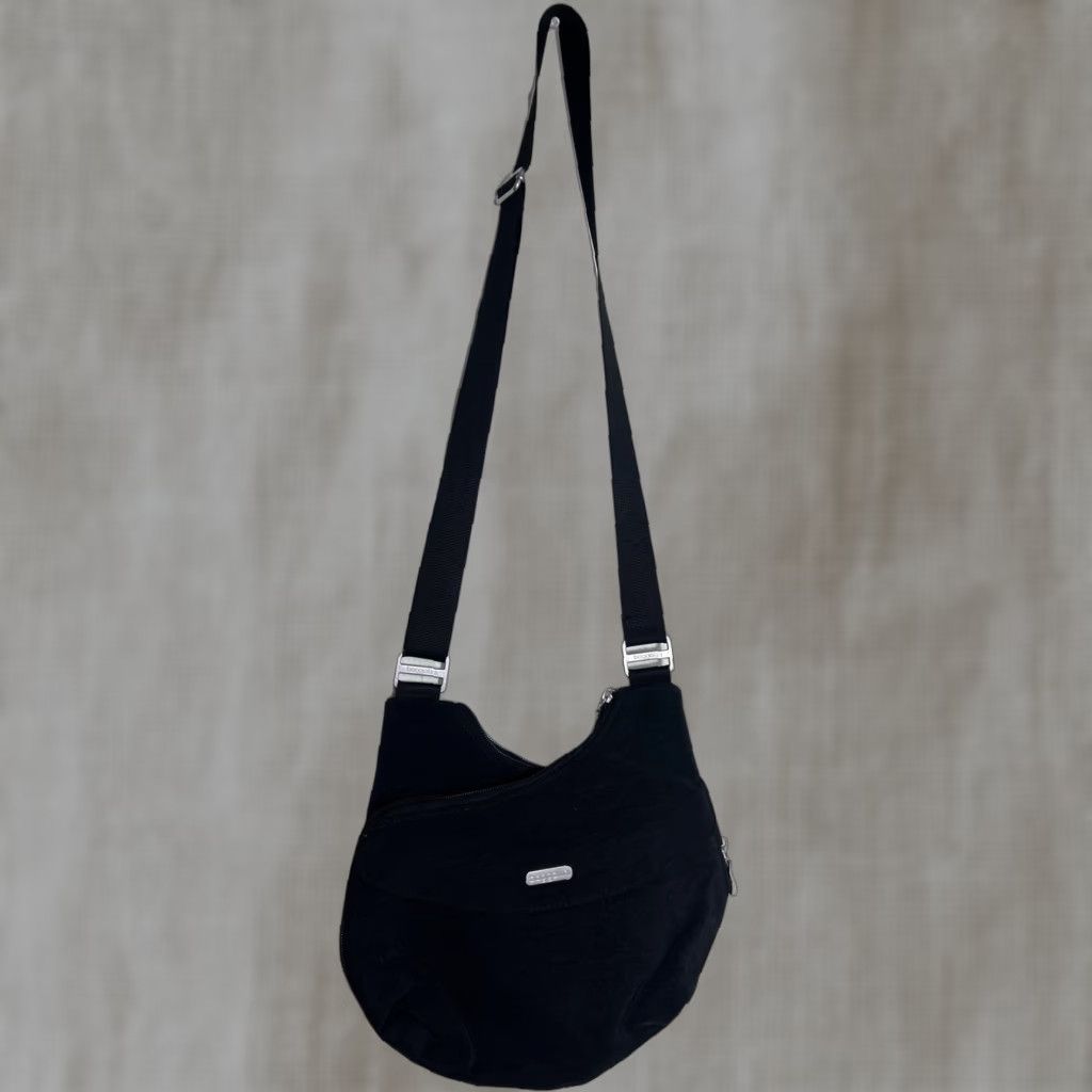 Baggallini Crossbody Bag Travel Adjustable Strap Black 12x9.5x3.5 Women,  Nylon, Beige Lining, Cross-Body,
