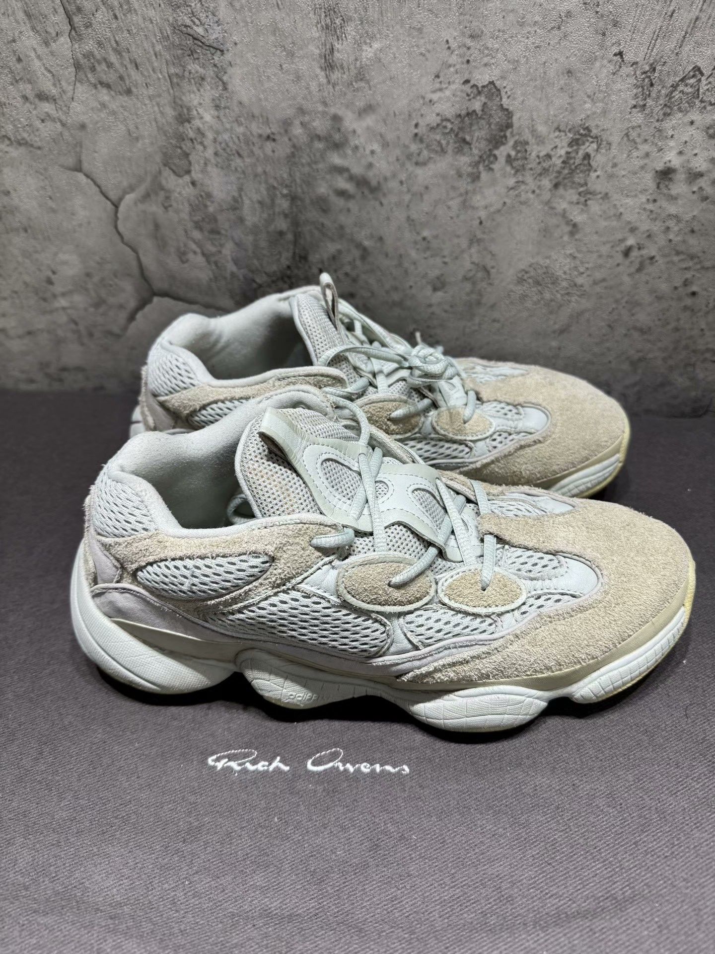 Yeezy Yeezy White Lowtop Sneakers 42 Men Size US 9 / EU 42 - 1 Thumbnail