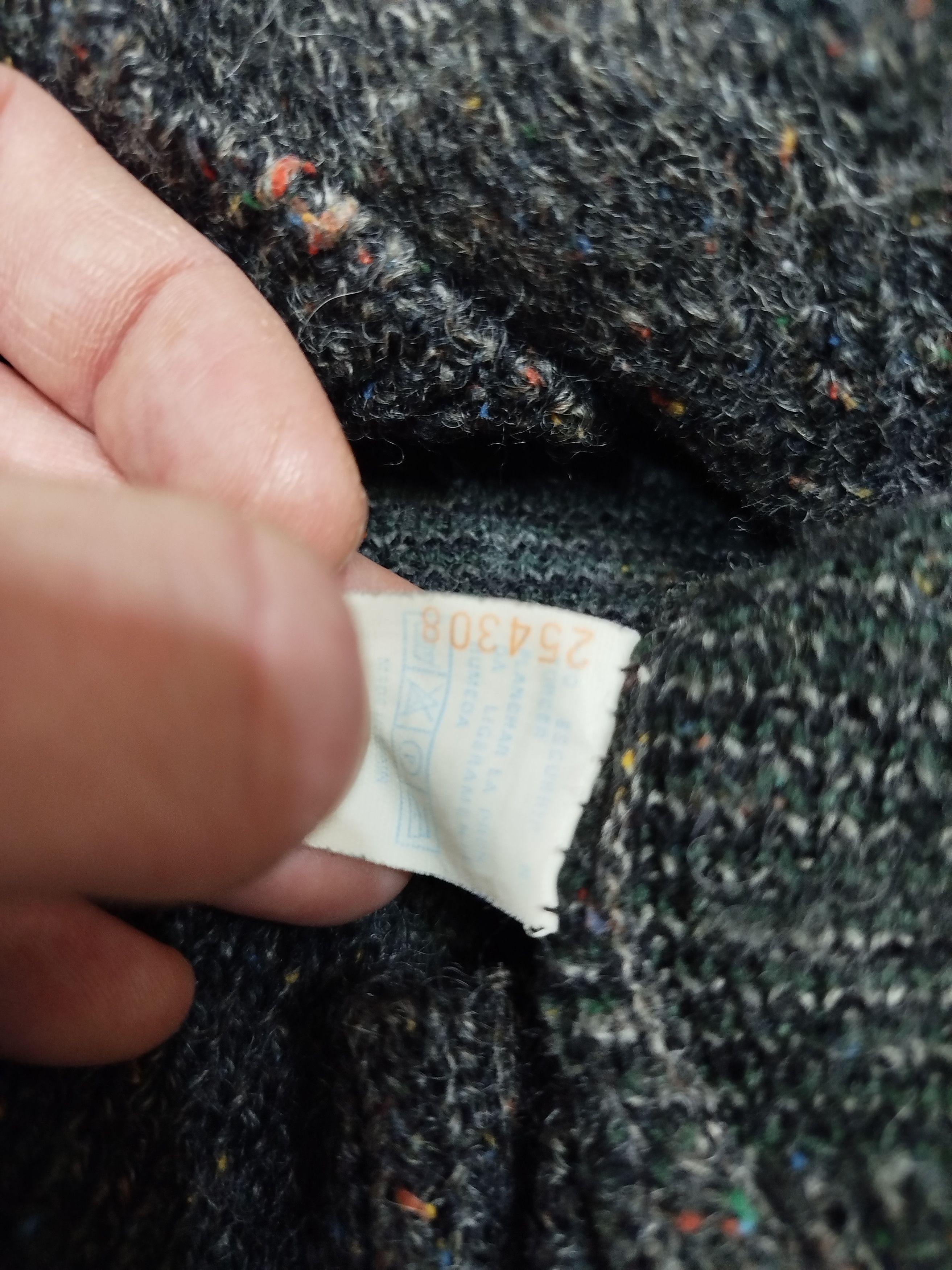 Burberry × Designer × Japanese Brand Vintage 90s Burberry wool knitted chunky geometric sweater Size US L / EU 52-54 / 3 - 5 Thumbnail