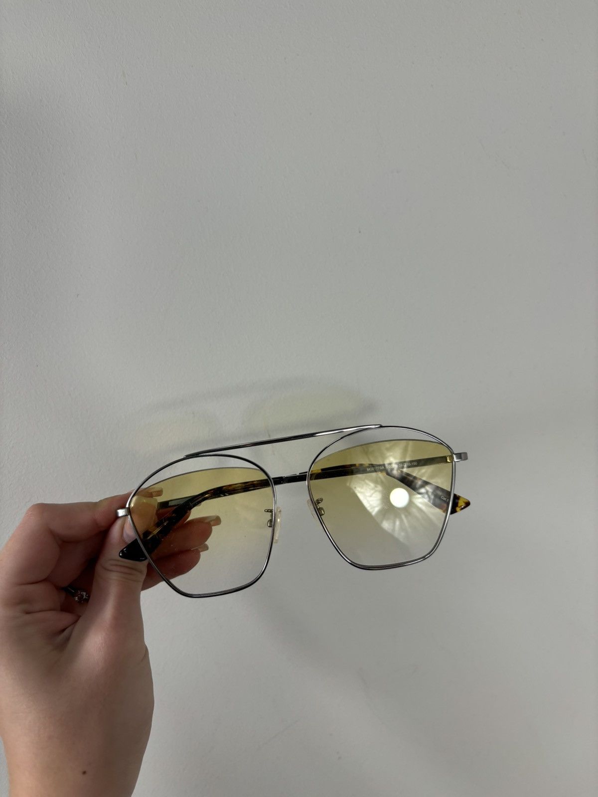 Alexander McQueen Alexander McQueen Yellow Lens Luxury Aviator Sunglasses Size ONE SIZE - 6 Thumbnail