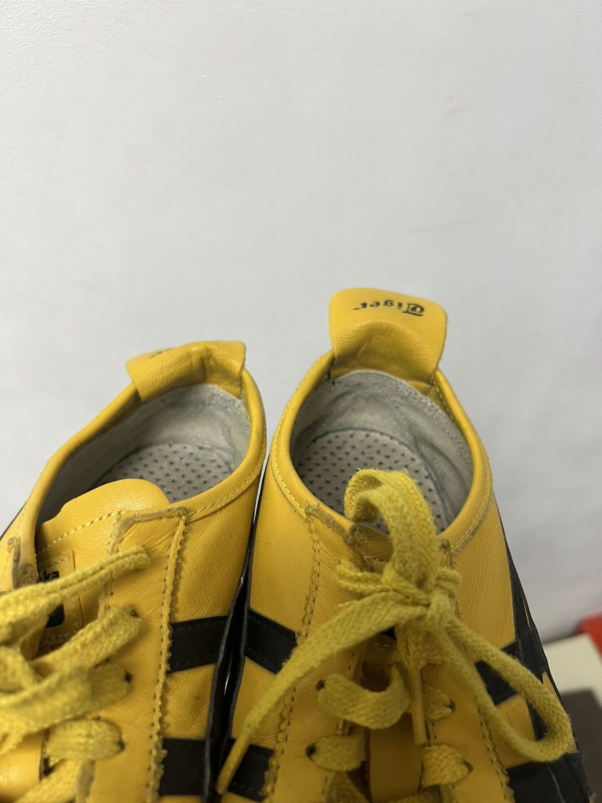 Asics 🔥Onitsuka Tiger ASICS rare yellow hi top sneakers Size US 8 / EU 41 - 10 Thumbnail