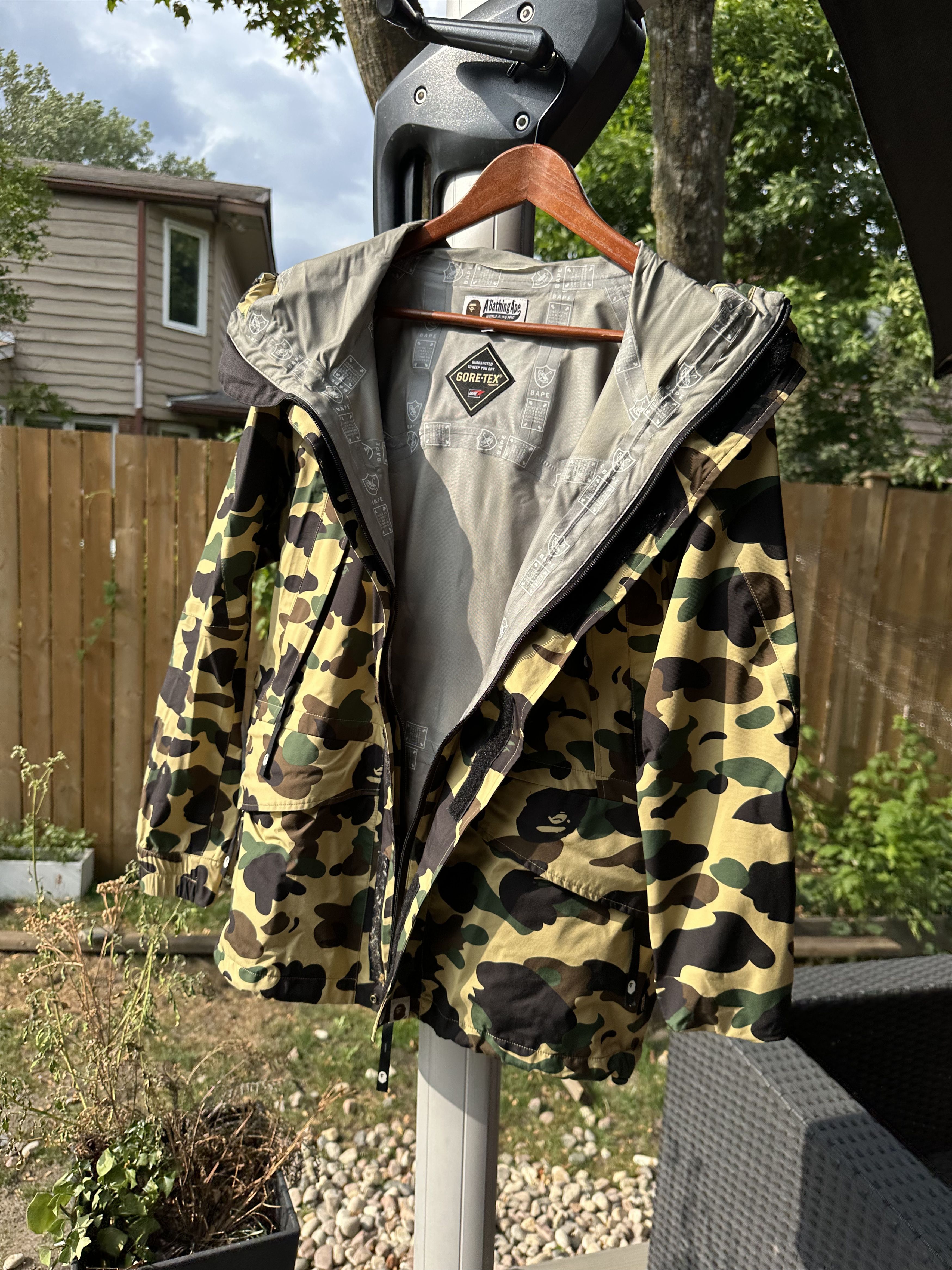 Bape BAPE 1st Camo Gore-Tex Snowboard Jacket Yellow Camo Size US M / EU 48-50 / 2 - 15 Thumbnail
