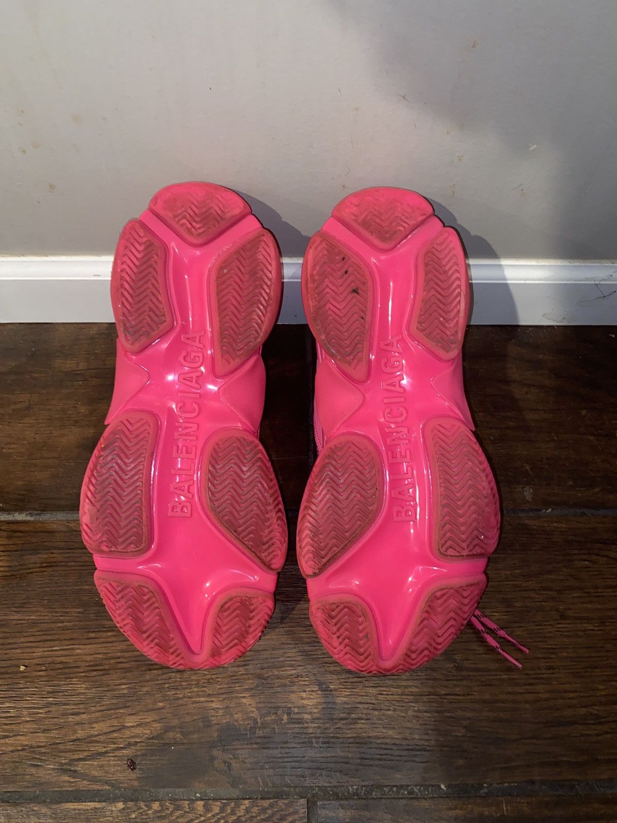 Balenciaga Balenciaga Triple S Pink Fluorescent Size US 12 / EU 45 - 5 Thumbnail