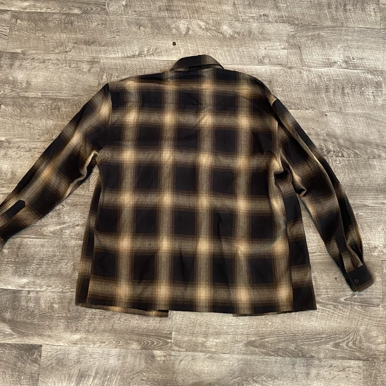 Other Lowrider Flannel button front Oxford shirt men size: Medium Size US M / EU 48-50 / 2 - 2 Thumbnail