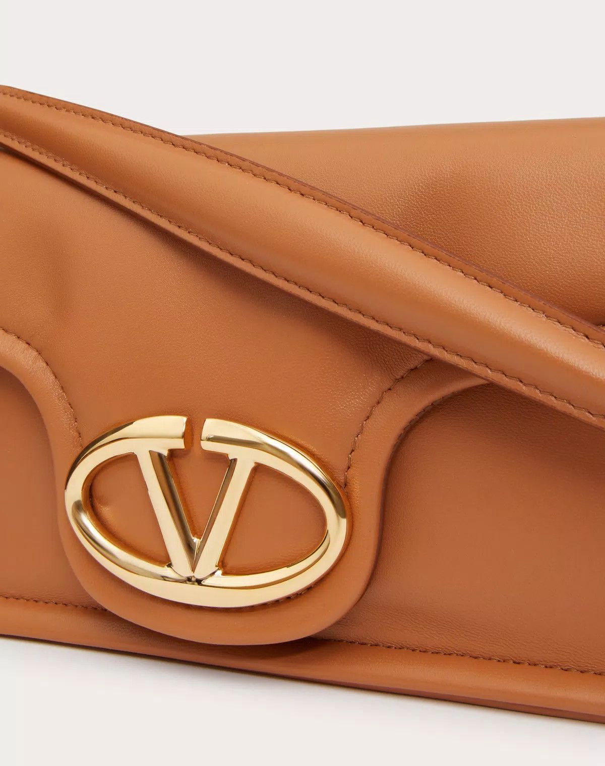 Valentino oc11z0725 Size:OS/Nappa Leather Shoulder Bag in Almond Beige Size ONE SIZE - 7 Thumbnail