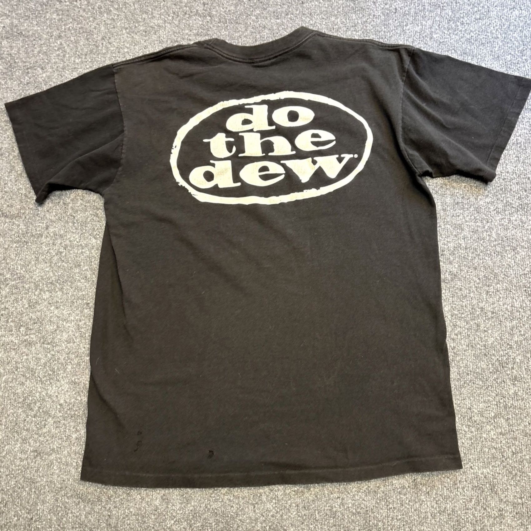 Vintage VINTAGE Mountain Dew Shirt T-Shirt 90s Do the Dew Short Sleeve Black XL Unisex Adults Mens Womens Size US XL / EU 56 / 4 - 5 Thumbnail