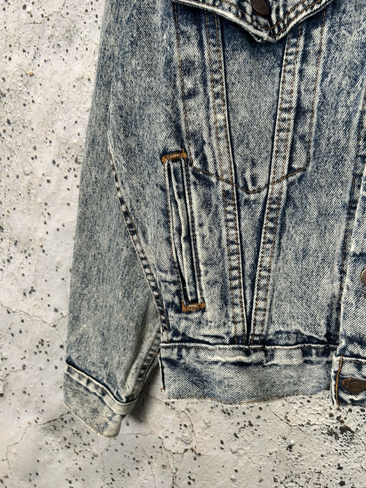 Levi's Vintage Clothing Vintage Levis 90s Made in USA Denim Jacket Avant Garde Size L / US 10 / IT 46 - 4 Thumbnail