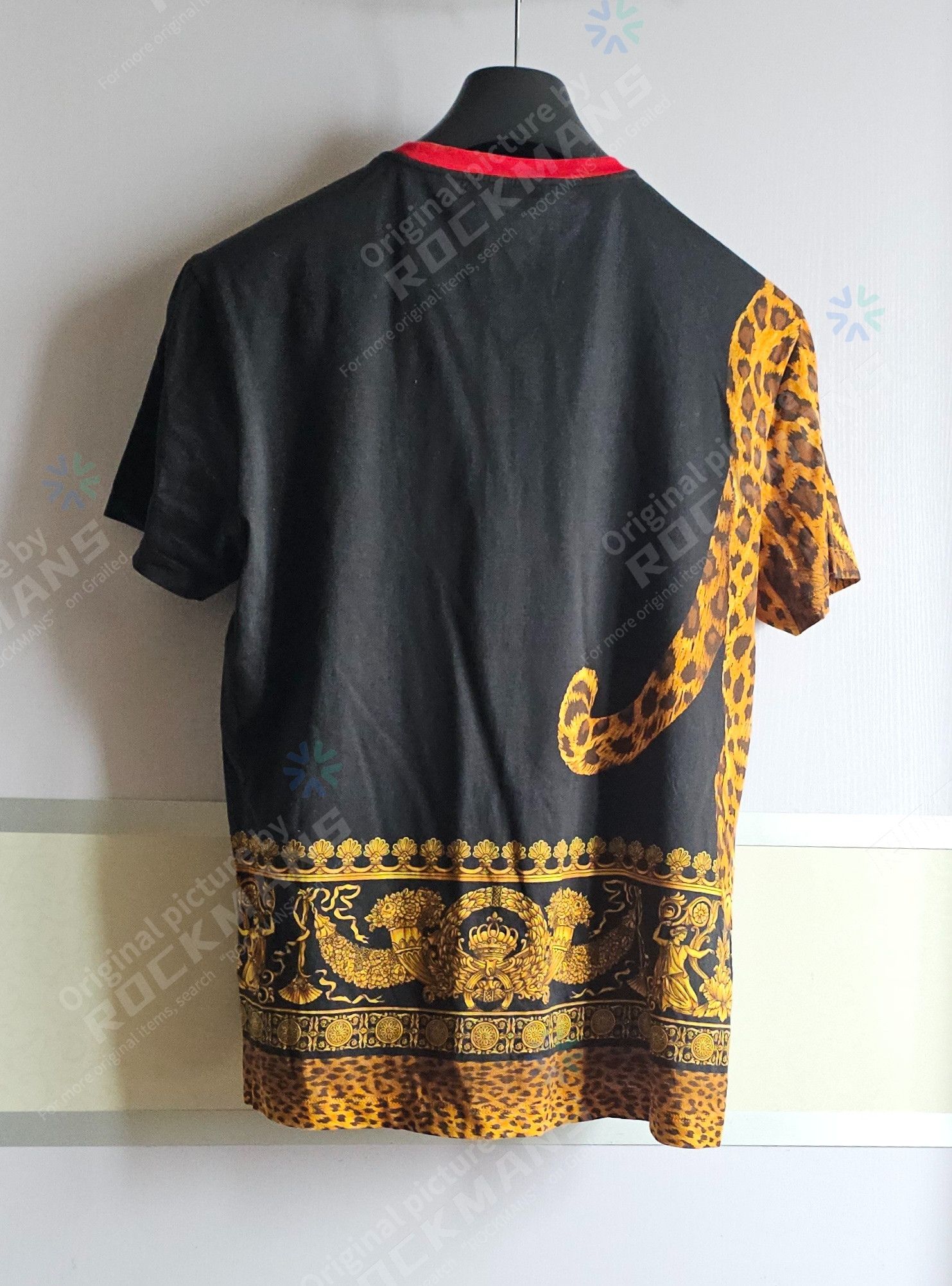 Versace VERSACE Jaguar T-Shirt in Black Print Size L Size US L / EU 52-54 / 3 - 3 Thumbnail