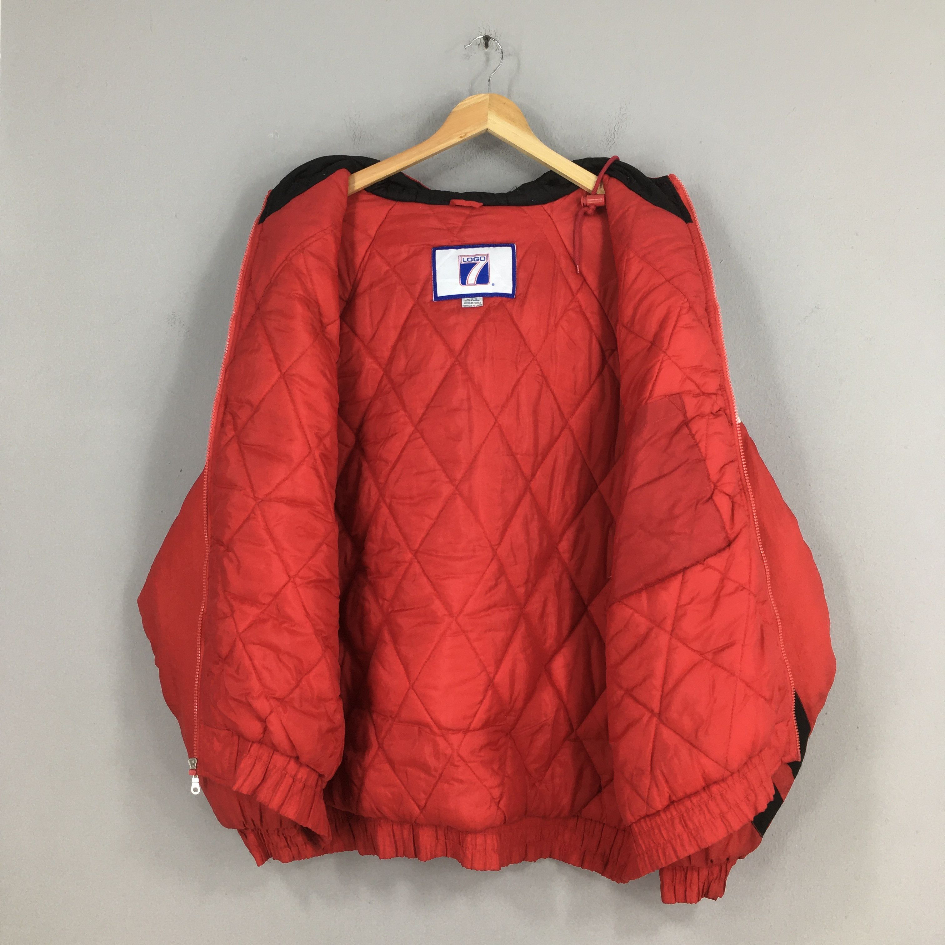 NCAA Vintage Wisconsin Badgers Ncaa Hoodie Jacket XLarge Size US XL / EU 56 / 4 - 5 Thumbnail