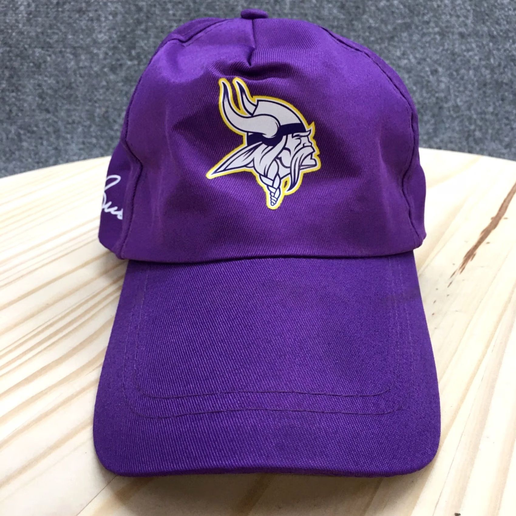 Vintage Minnesota Vikings Baseball Cap Mens Purple OS Curved Brim Embroidered Logo Size ONE SIZE - 3 Thumbnail