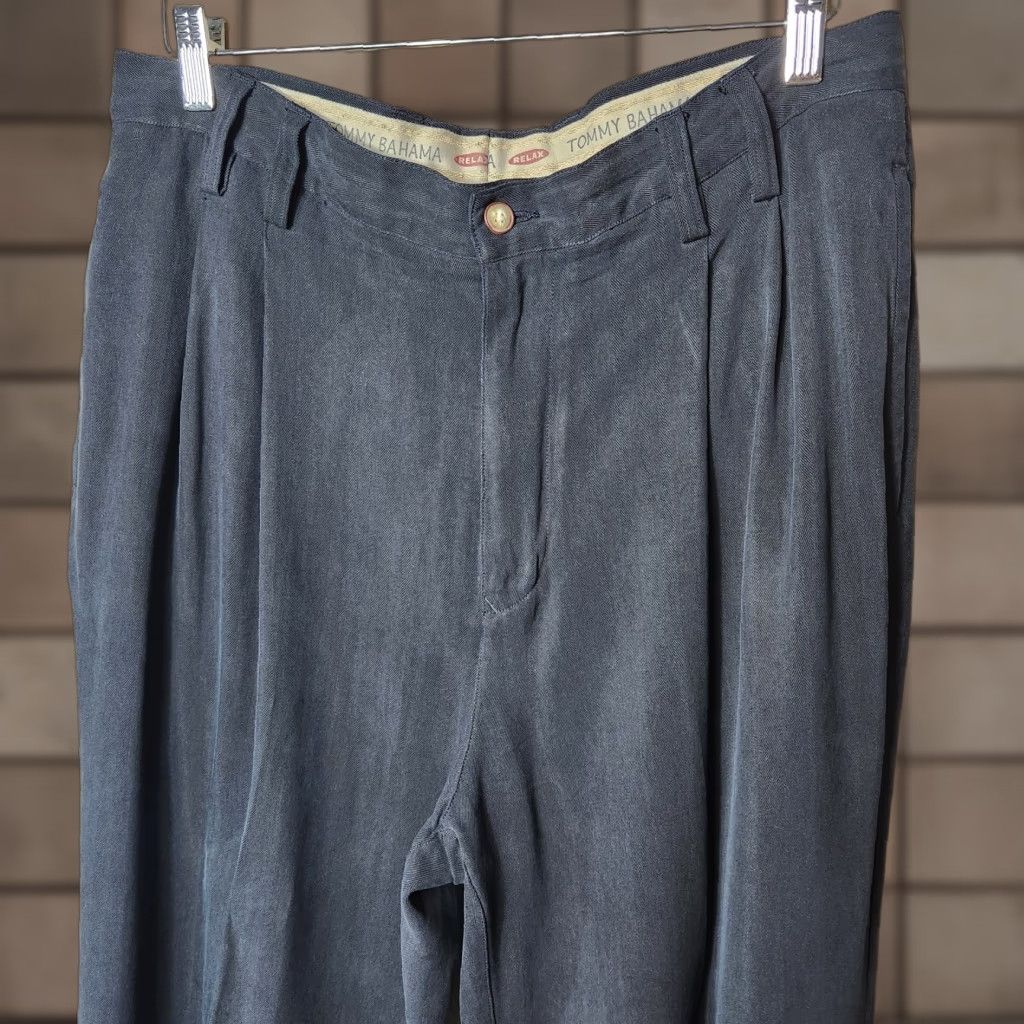 Tommy Bahama Tommy Bahama Mens Dress Pants |36| Black 100% Silk Pleated Front Pockets Belt Loops Straight Inseam 30" Size US 36 / EU 52 - 1 Thumbnail