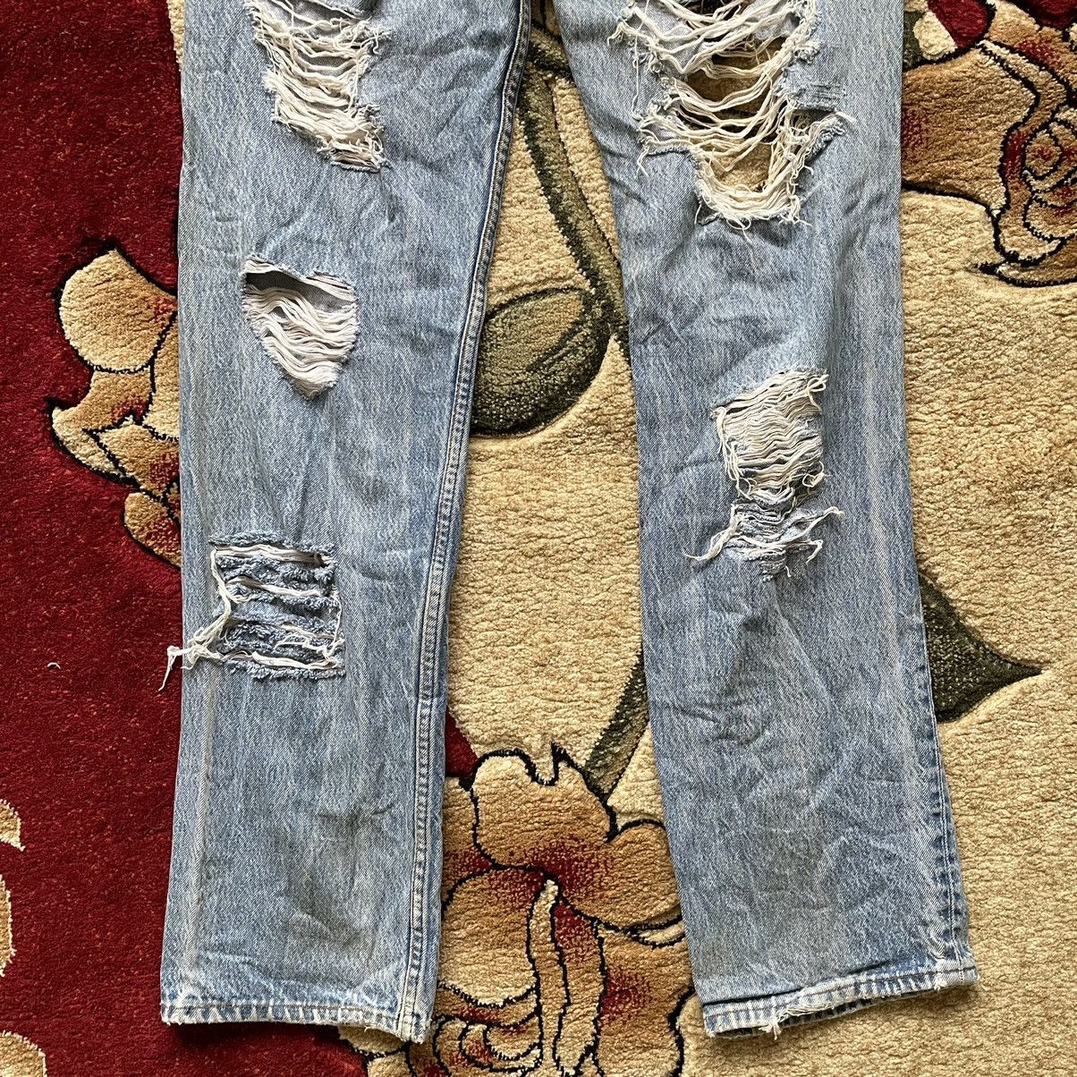 Levi's × Vintage Vintage Levi’s 501 Distressed Jeans USA Size US 33 - 9 Thumbnail