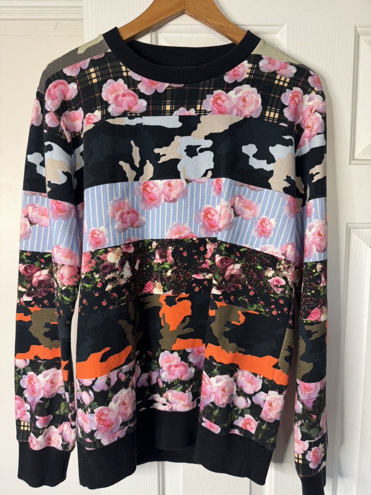 Givenchy Givenchy Runway Sweatshirt Size US M / EU 48-50 / 2 - 4 Thumbnail