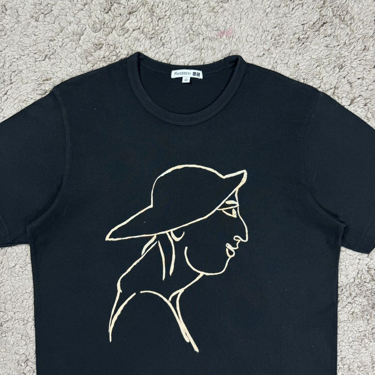 JW Anderson × Japanese Brand × Uniqlo Uniqlo x J.W Anderson T-shirt Size US L / EU 52-54 / 3 - 5 Thumbnail
