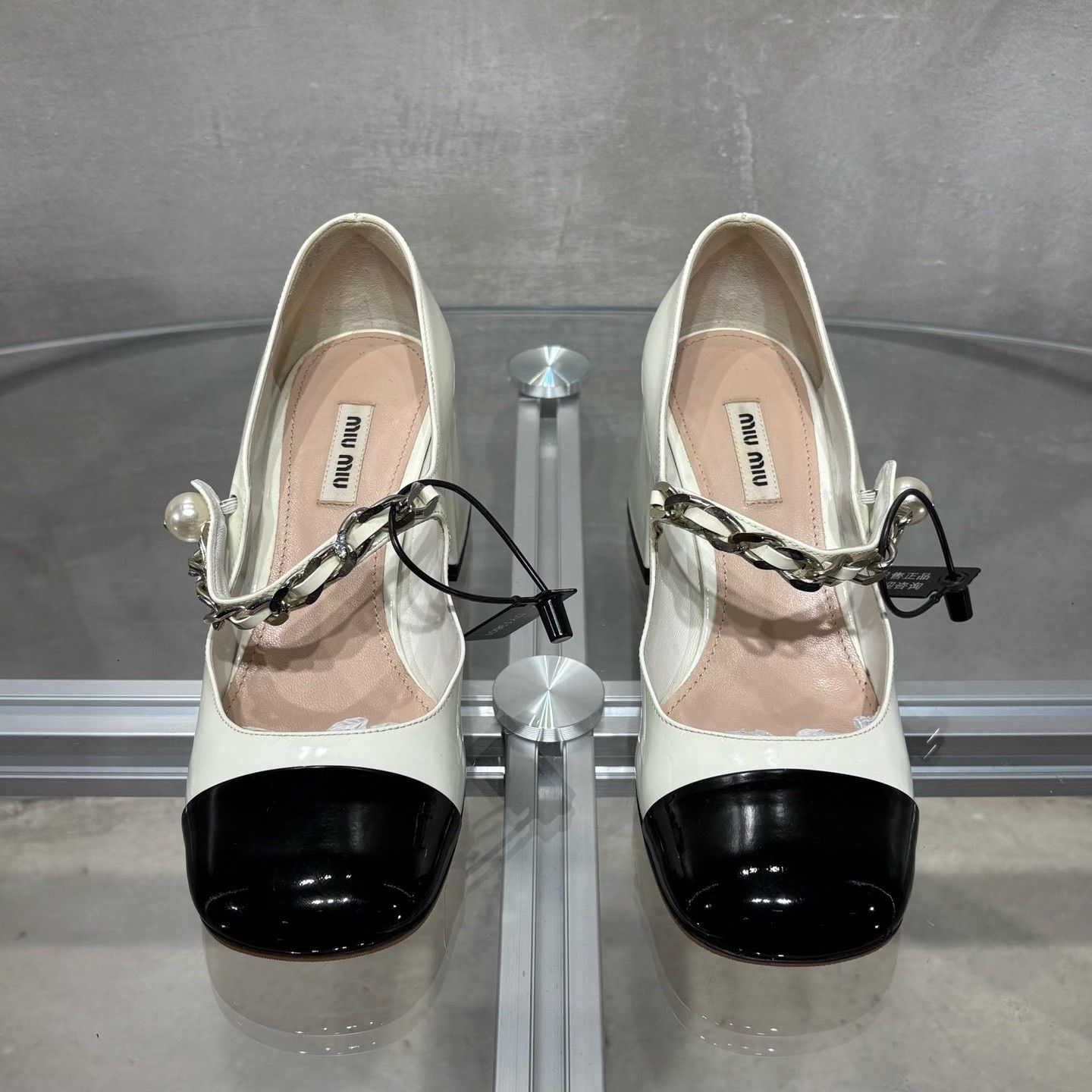 Miu Miu Miu Miu Black Lowtop Sneakers it_38 Women Size US 8 / IT 38 - 1 Thumbnail