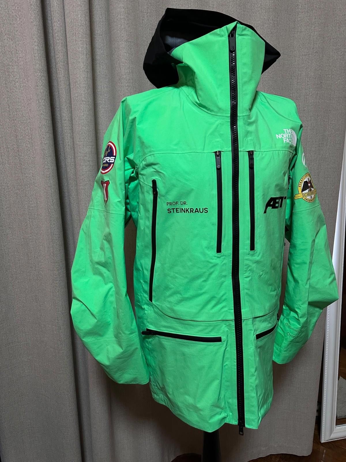 The North Face THE NORTH FACE Summit Tsirku GTX Pro Jacket Ski jacket Sz M Size US M / EU 48-50 / 2 - 3 Thumbnail