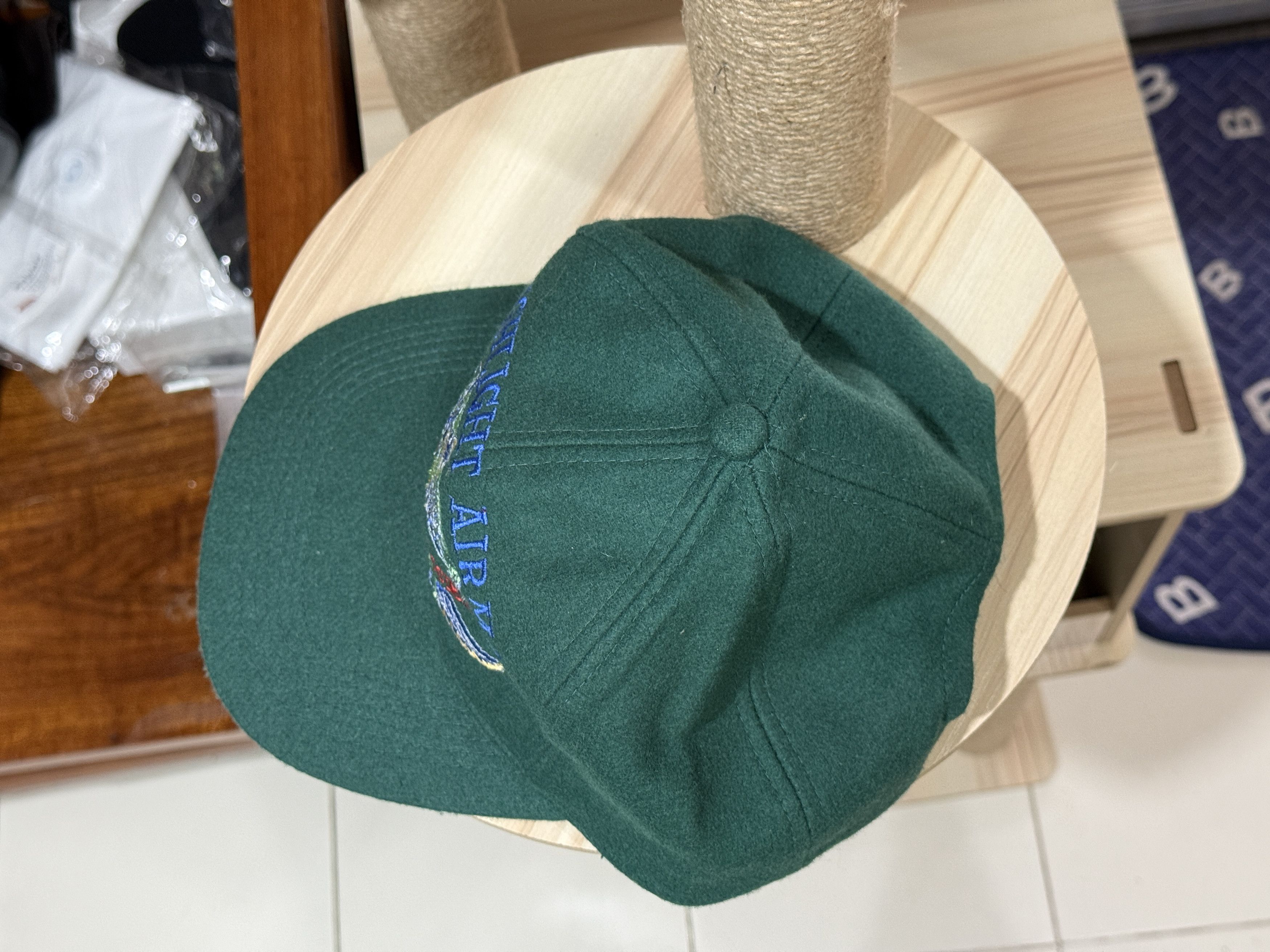 Other Highlight air mall pilot of impossible snapback hat Size ONE SIZE - 6 Thumbnail
