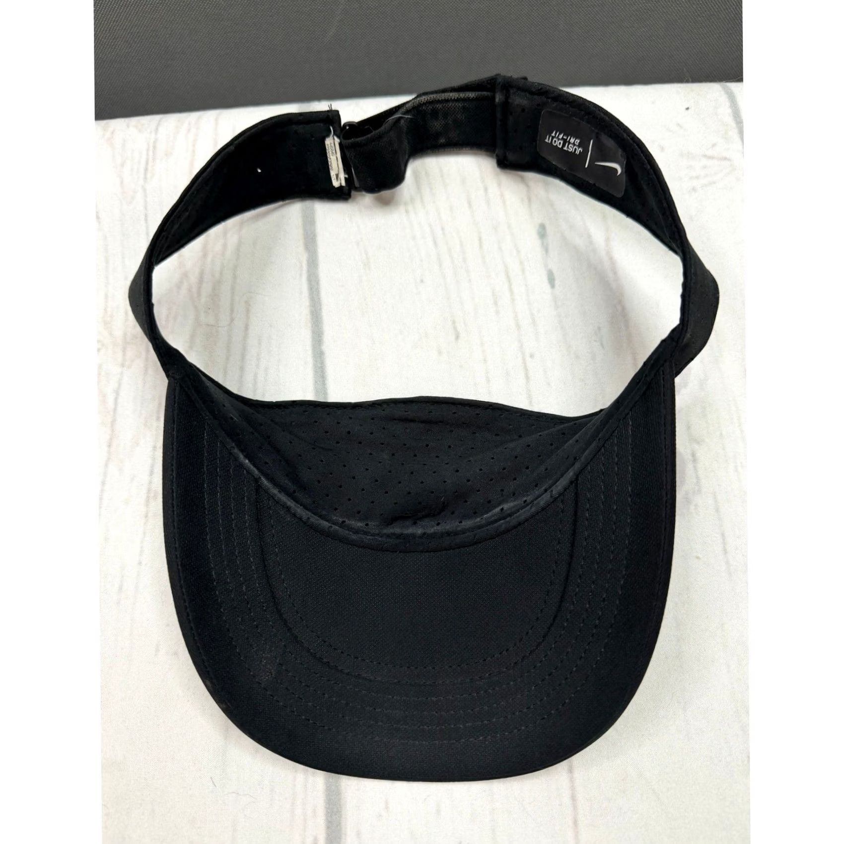 Nike Nike Visor Unisex Black Dri-FIT Perforated Adjustable Athletic Hat OSFM Size ONE SIZE - 6 Thumbnail