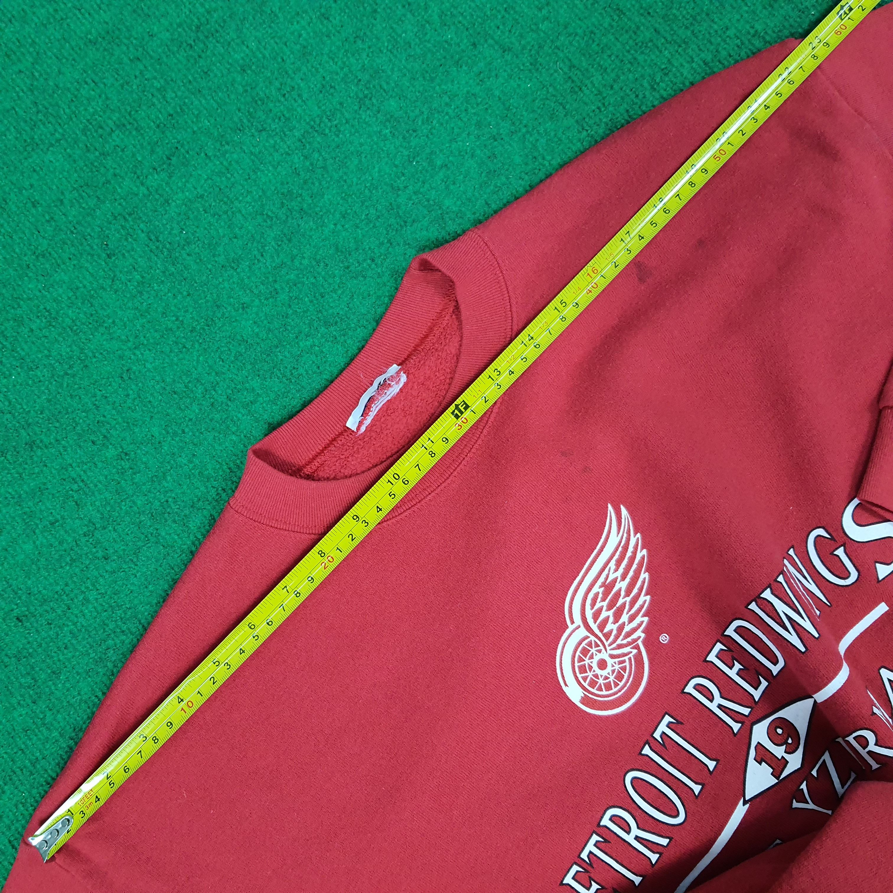 NHL × Red Wing × Vintage Vintage NHL Detroit Red Wings Steve Yzerman Sweatshirt Size US M / EU 48-50 / 2 - 7 Thumbnail
