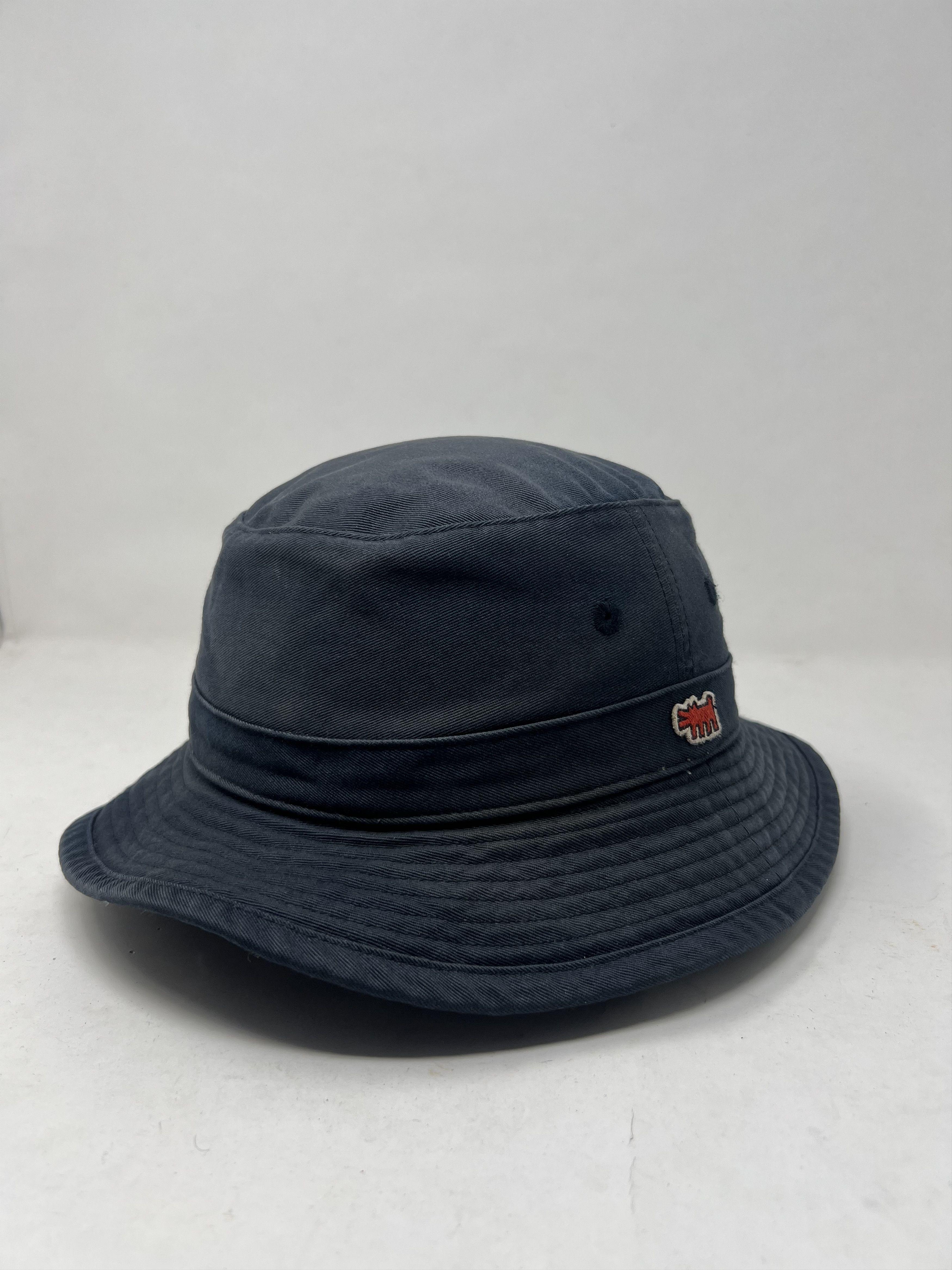 Uniqlo Uniqlo Keith Haring Bucket Hat Size ONE SIZE - 1 Thumbnail