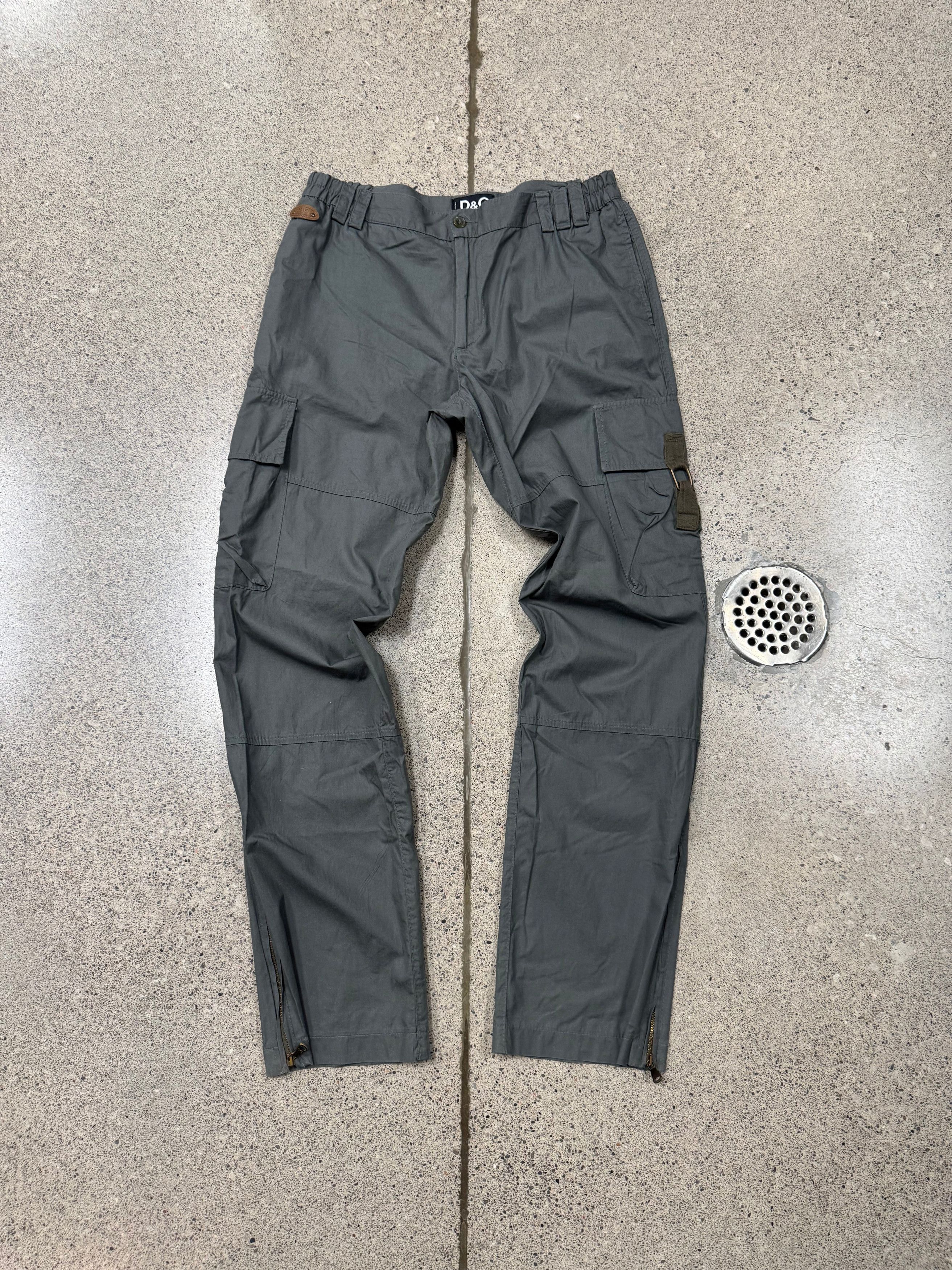Dolce & Gabbana 2000s Dolce & Gabbana Military ‘Strap Closure’ Cargo Pants Size US 34 / EU 50 - 4 Thumbnail