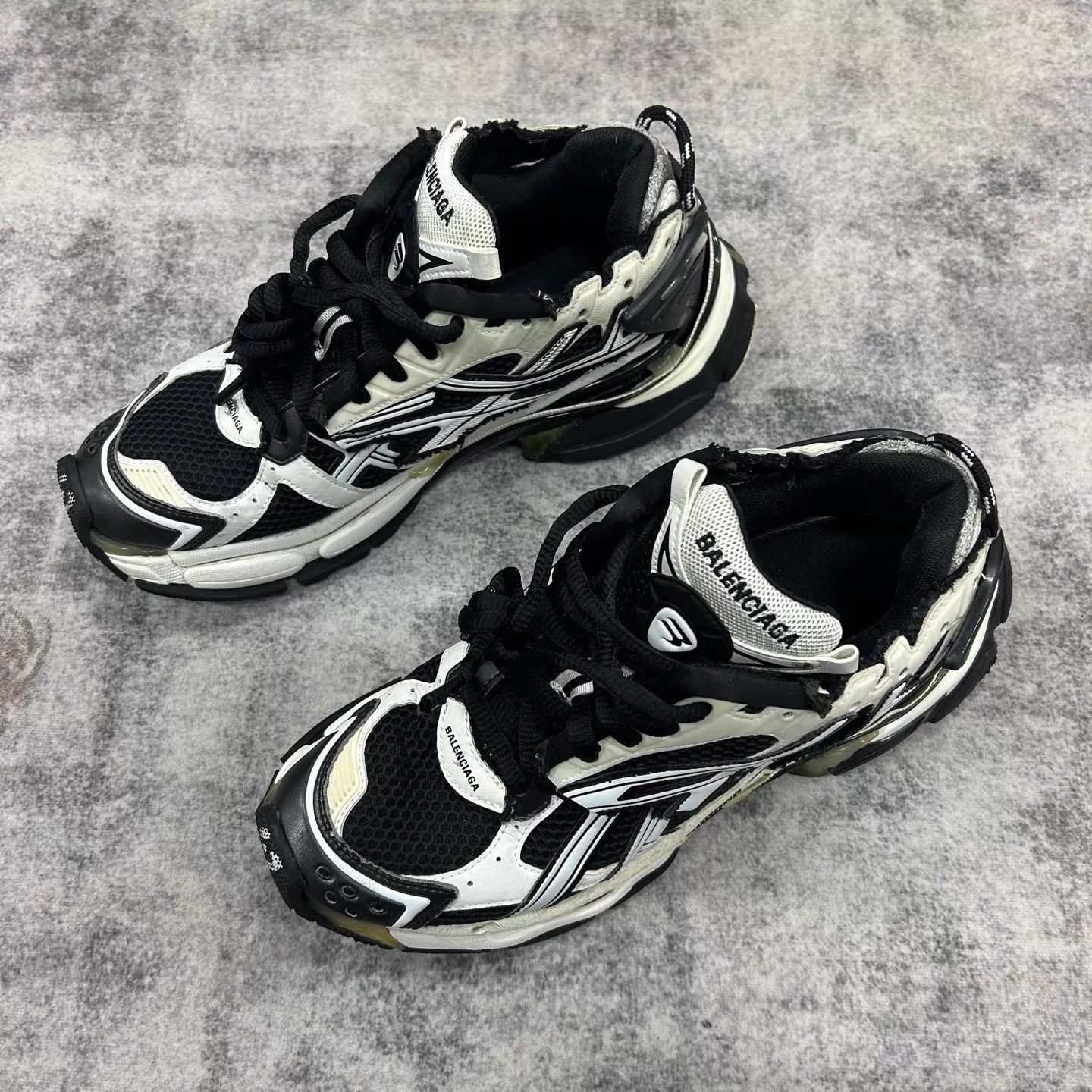 Balenciaga Multi-Color Low-Top Sneakers Size 9 Size US 9 / EU 42 - 1 Thumbnail