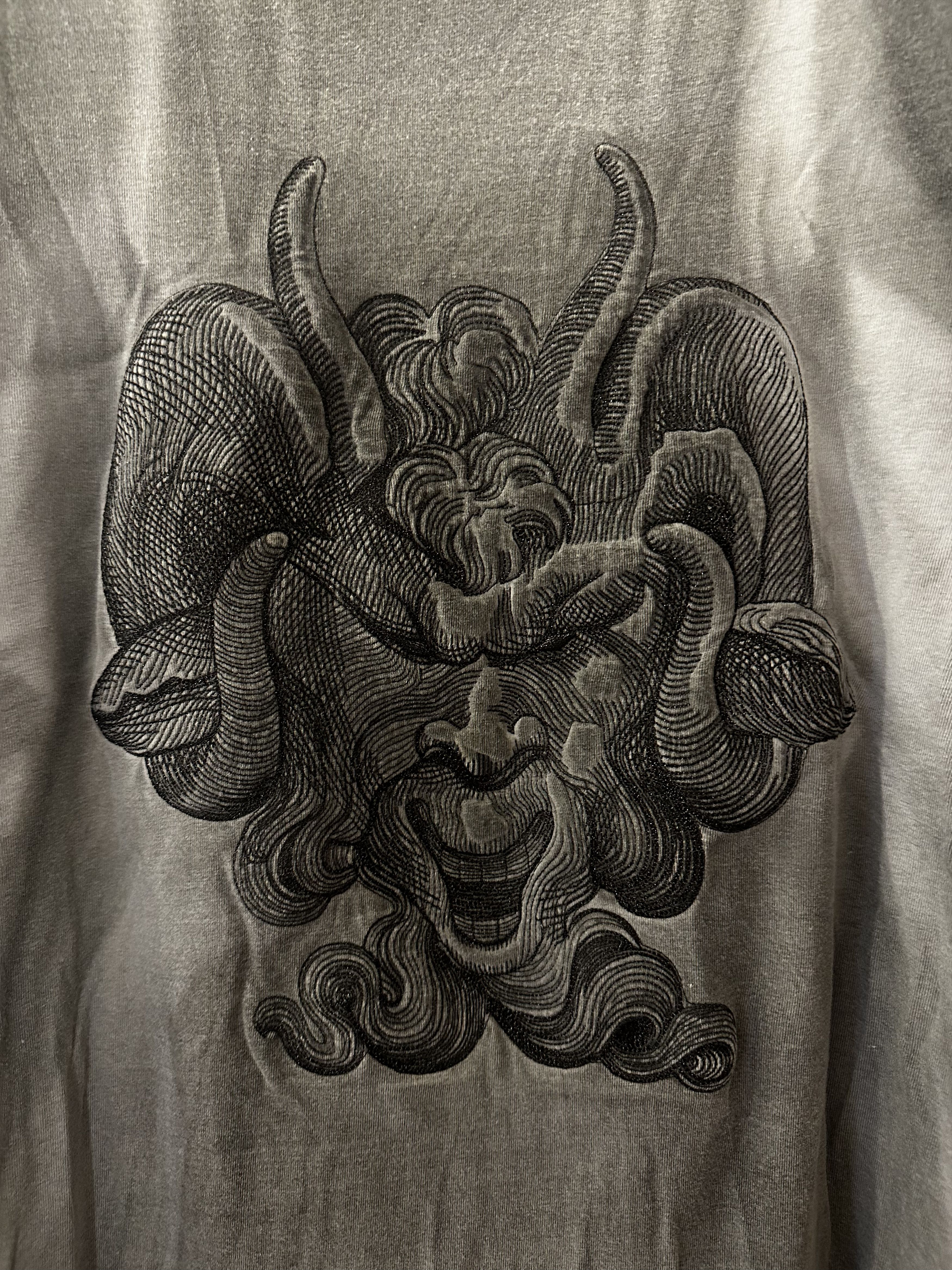 Versace Jeans Couture Versace Jeans Couture Demon Long Sleeve Size US M / EU 48-50 / 2 - 4 Thumbnail