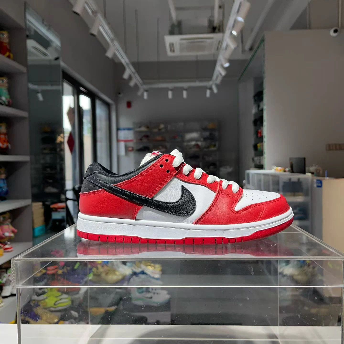 Nike Nike Dunk SB Chicago OG Box 40.5 DS Size US 7.5 / EU 40-41 - 3 Thumbnail