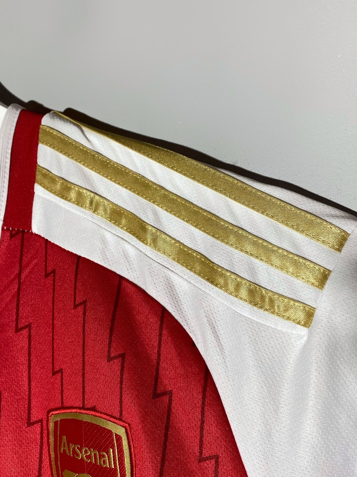 Adidas Adidas Arsenal London 2023/23 Home Soccer Jersey Size US S / EU 44-46 / 1 - 14 Thumbnail