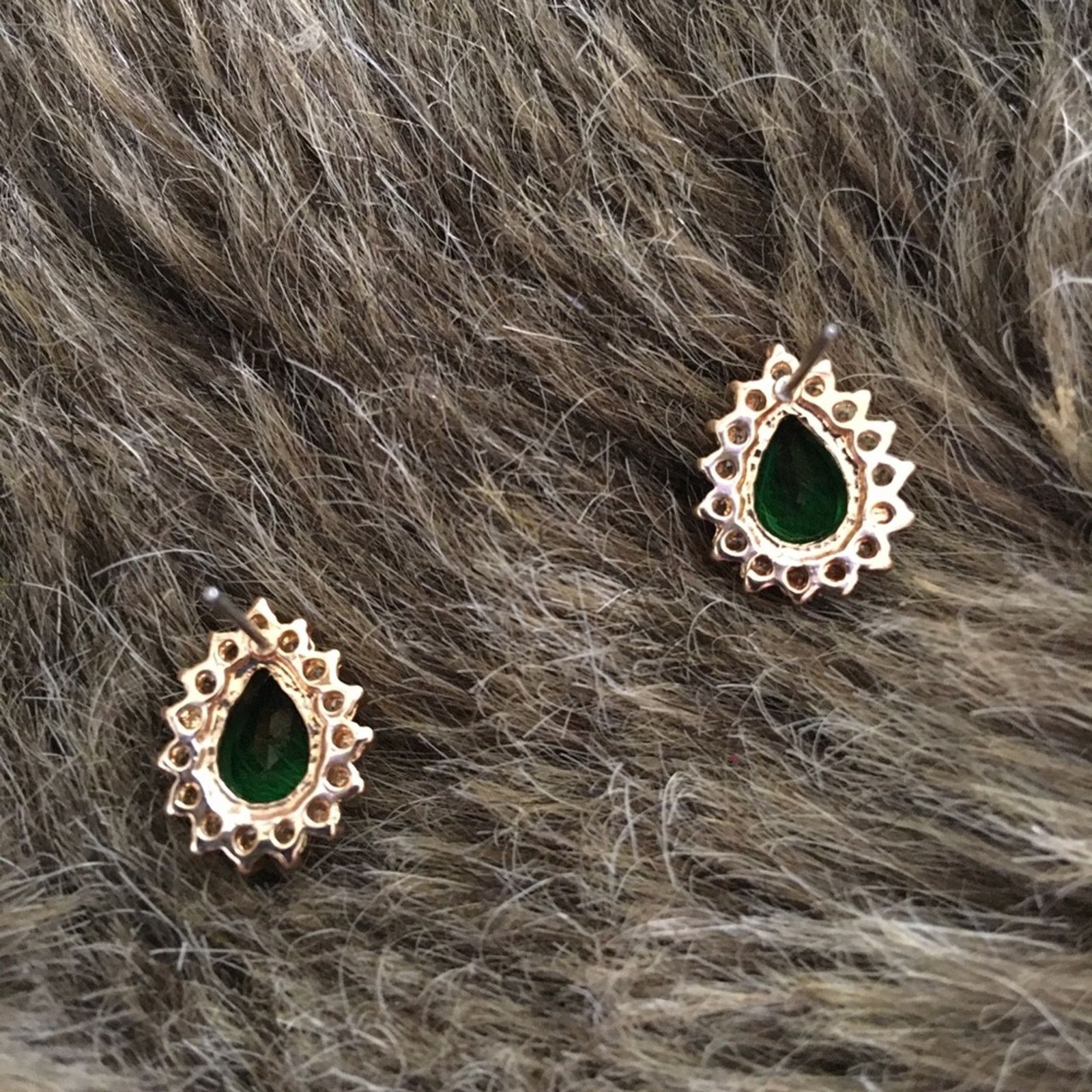 Jewelry Janku simulated emerald with clear cz earrings Size ONE SIZE - 4 Thumbnail