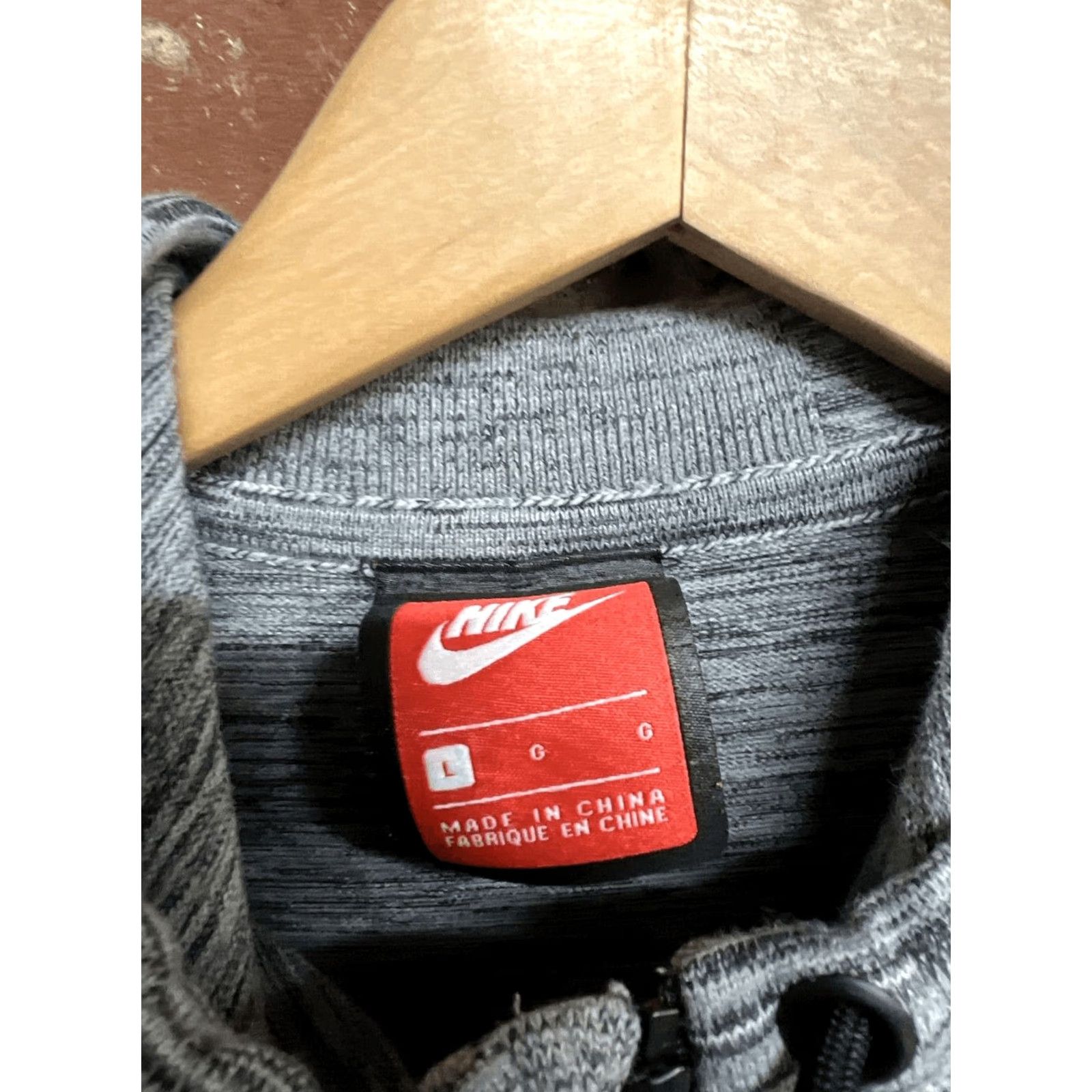 Nike Nike Sportswear Tech Knit Jacket Women's Gray Obsidian L Slimming Full Zip Breathable Lightweight All Seasons Pockets Size L / US 10 / IT 46 - 3 Thumbnail