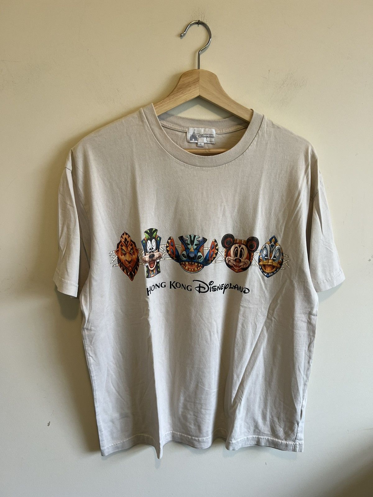 Disney × Vintage Tiki Room Disneyland Hong Kong Retro Mickey Mouse Hawaii Size US XL / EU 56 / 4 - 1 Thumbnail