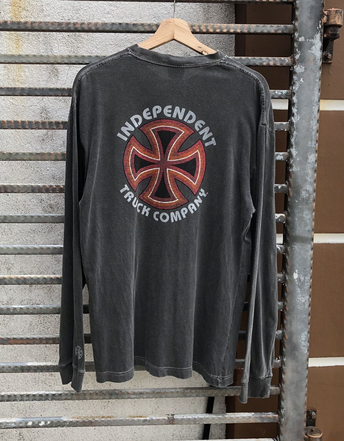 Thrasher Vintage Independent Truck Company Crewneck Size US M / EU 48-50 / 2 - 1 Thumbnail