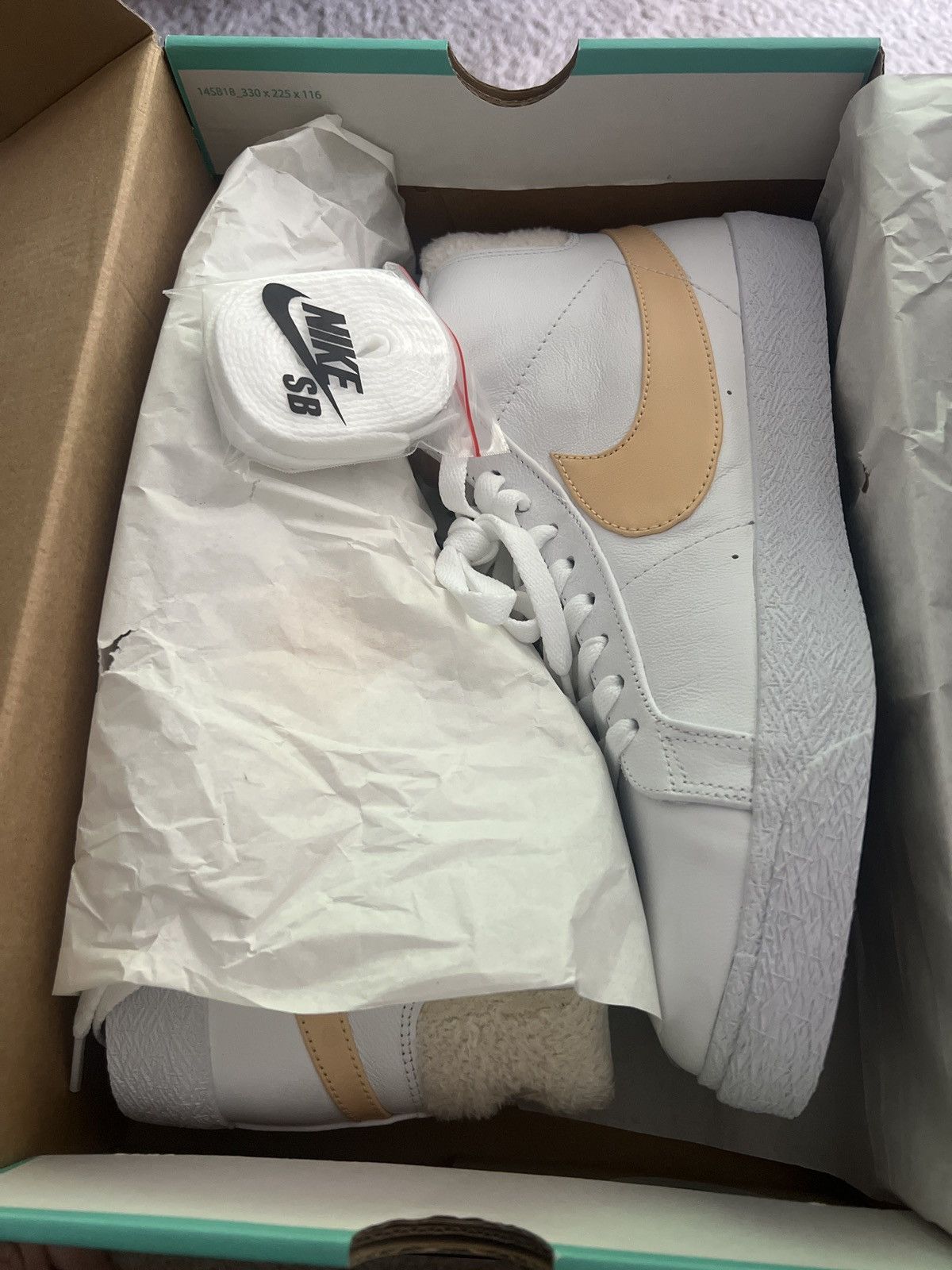 Nike Nike SB Zoom Blazer Mid PRM Size US 10.5 / EU 43-44 - 1 Thumbnail