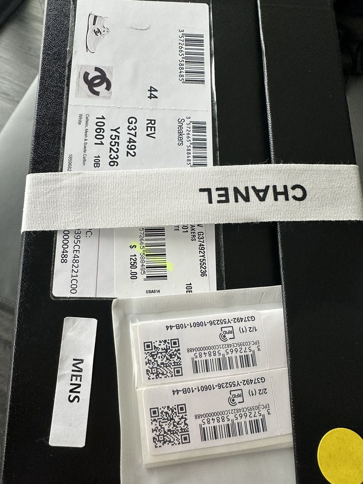 Chanel Super Rare Limited Edition Chanel Logo Men’s Sneaker Size US 11 / EU 44 - 9 Thumbnail