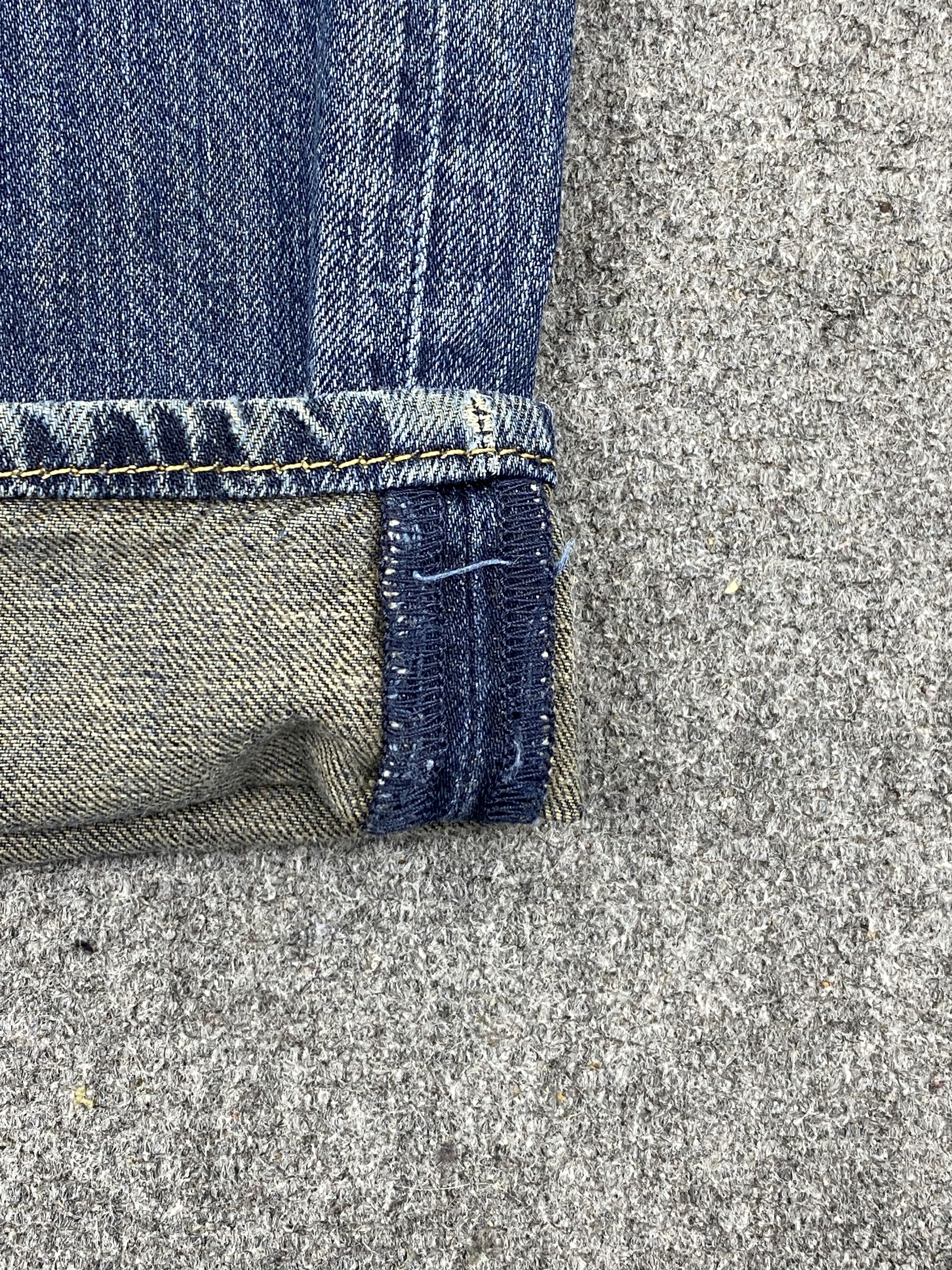 Levi's Distressed Vintage Levis 501 Denim Jeans DP2732 Size US 31 - 13 Thumbnail