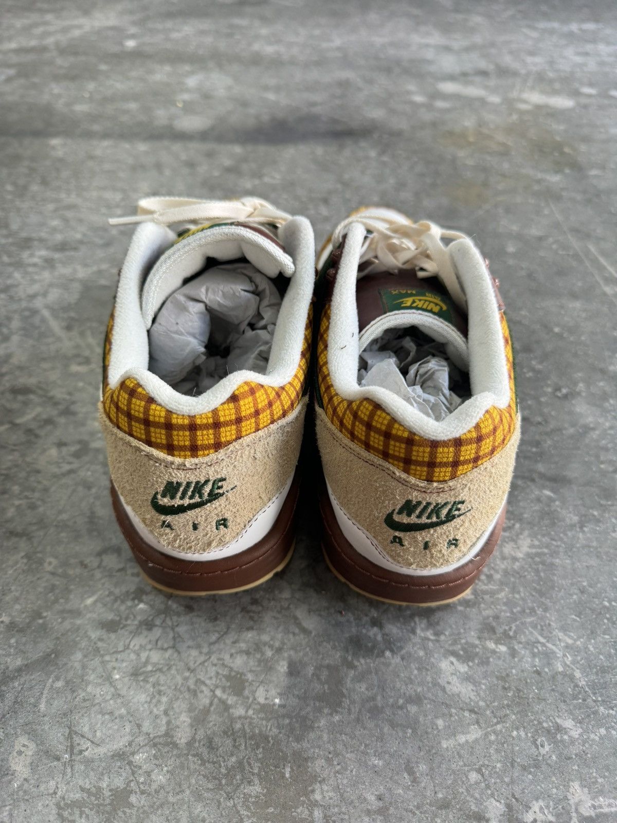 Nike Air Max 1 Susan Laika Size US 10 / EU 43 - 4 Thumbnail