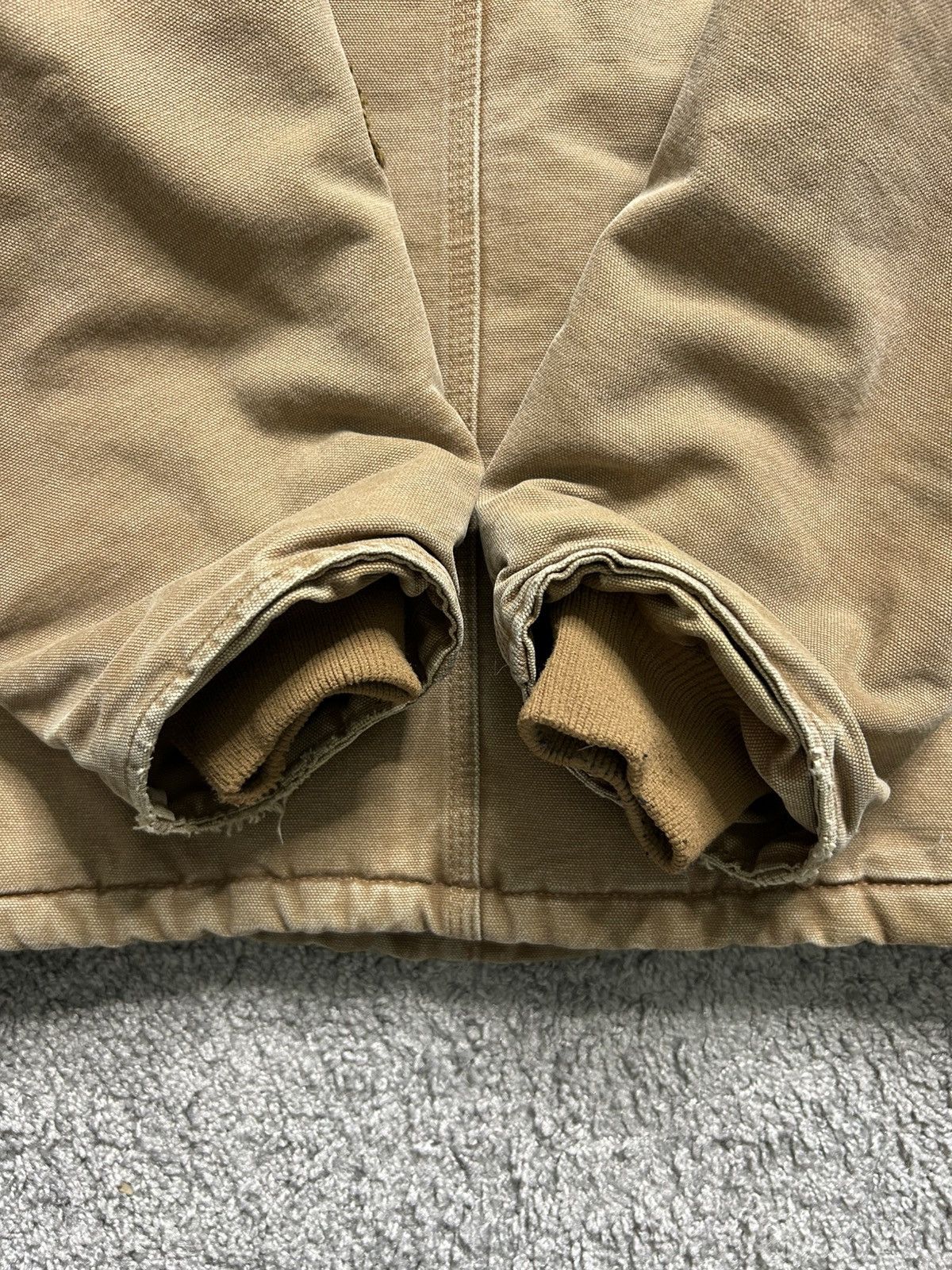 Carhartt Vintage 90s Carhartt Arctic Chore Jacket Camel Quilt Lined Size US L / EU 52-54 / 3 - 9 Thumbnail