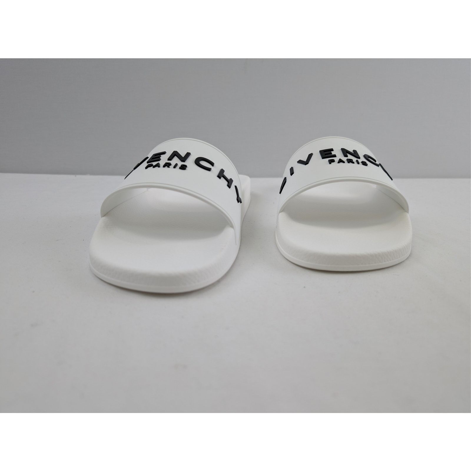 Givenchy o1rshd1 Q:3 / Slides Sandals Slipper in White Size US 11 / EU 44 - 5 Thumbnail