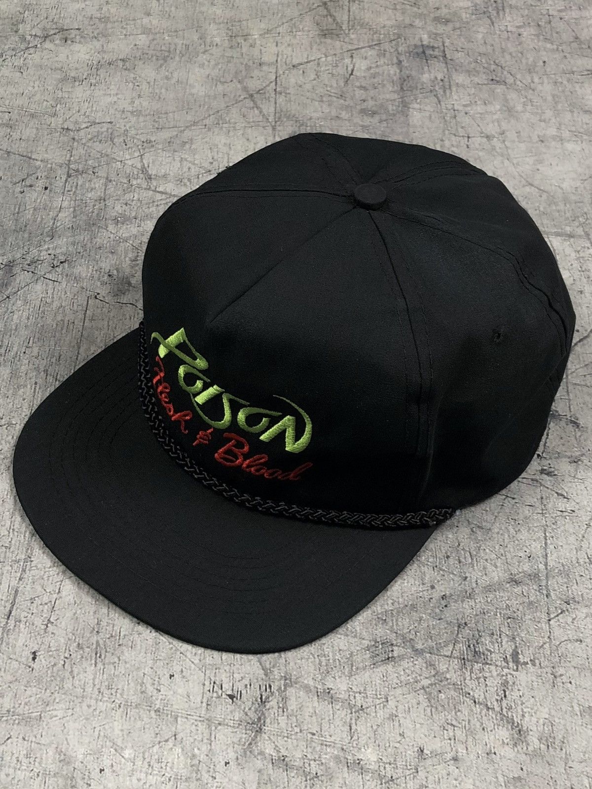 Vintage Poison Cap Rare 90s Flesh Bloods Size ONE SIZE - 1 Thumbnail