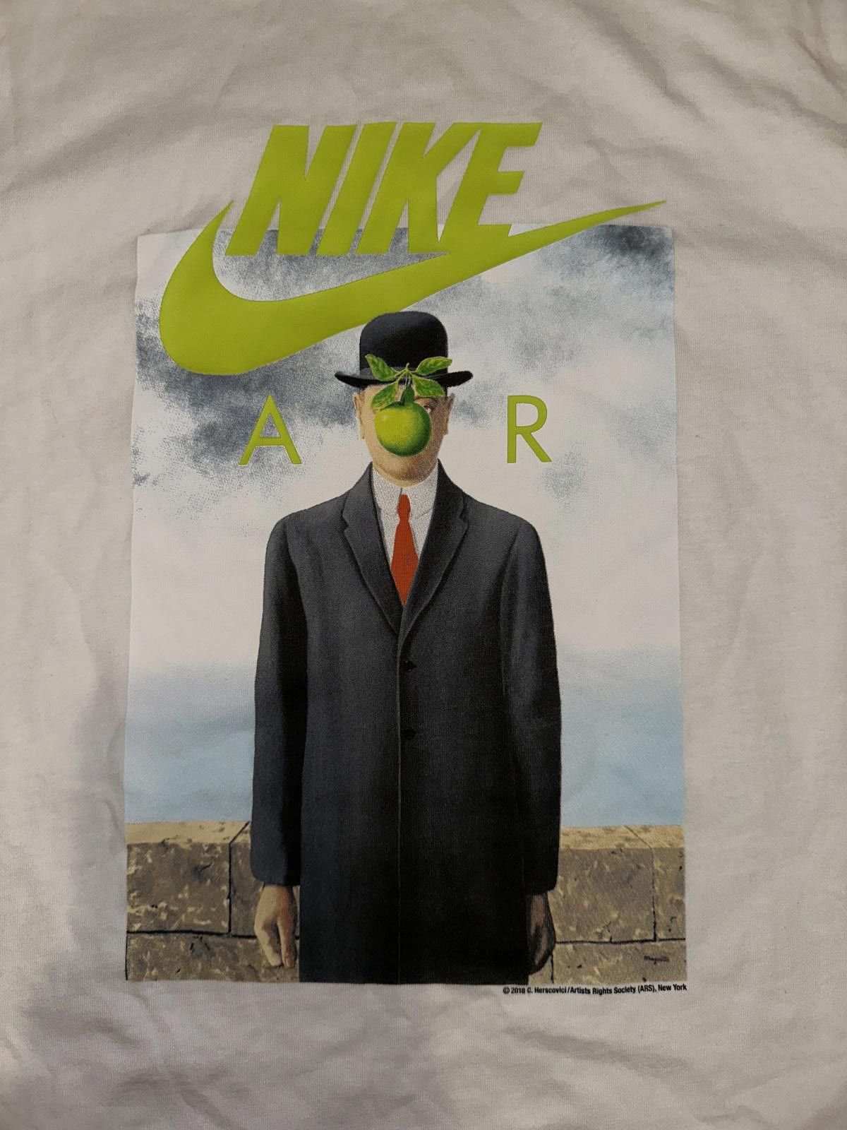 Nike Nike Men’s Rare Air The Son Of Man Painting White T-Shirt Sample Size US M / EU 48-50 / 2 - 2 Thumbnail