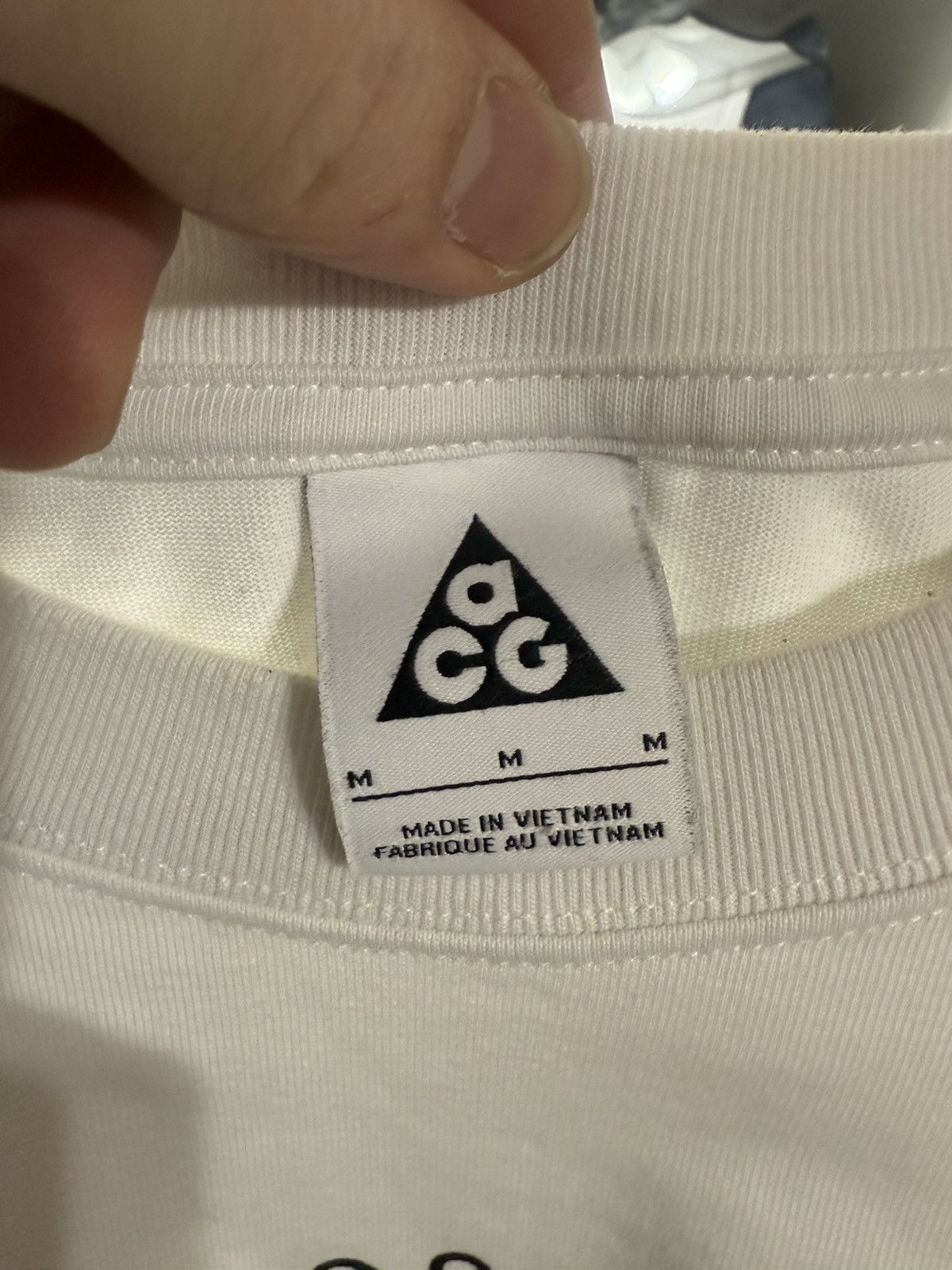 Nike ACG Nike ACG 'Hang Loose' Men's T-shirt - White Size US M / EU 48-50 / 2 - 3 Thumbnail